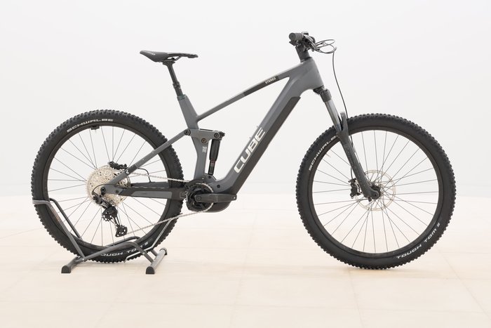 Cube STEREO HYBRID 140 HPC RACE 750 2023