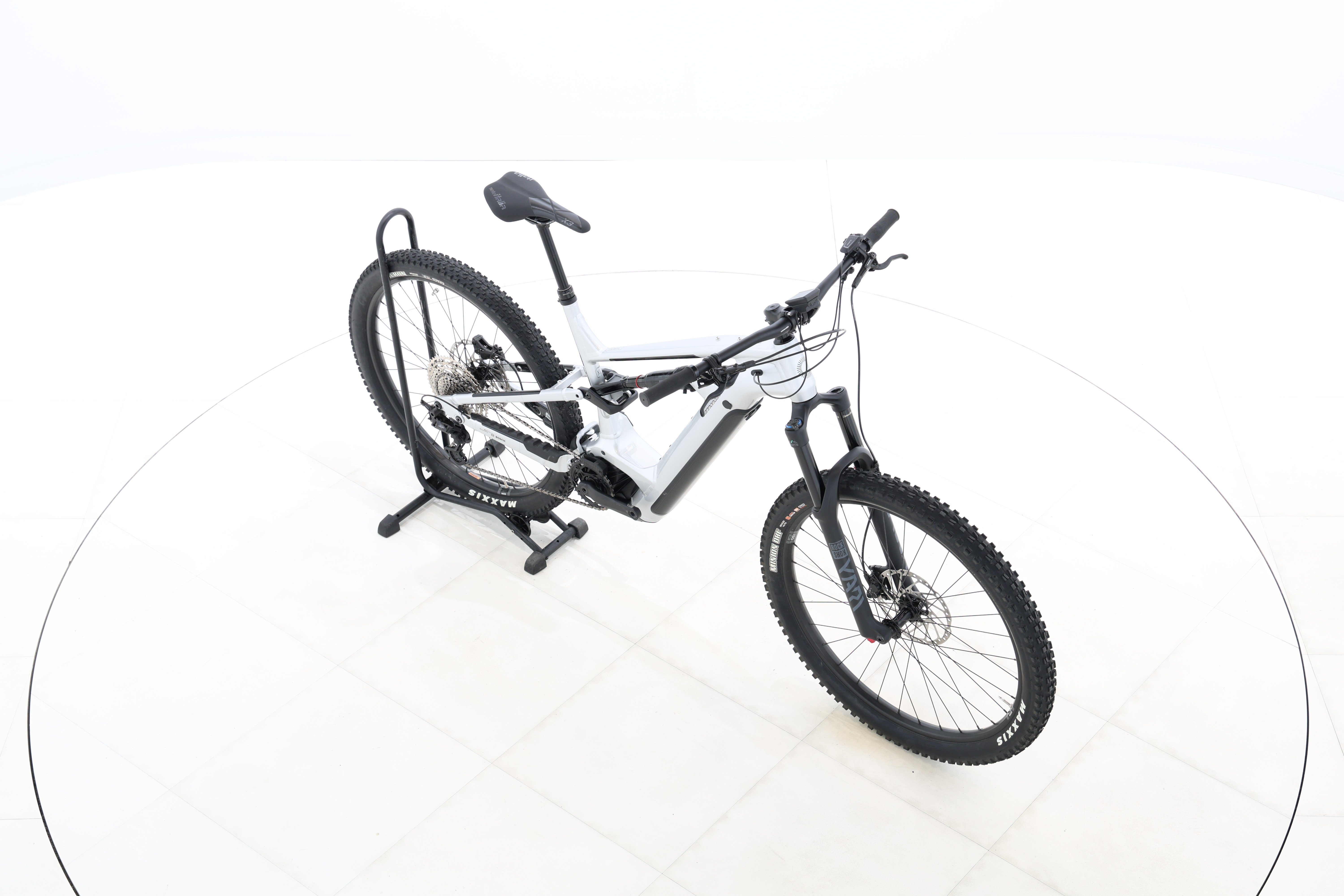 d3bc7dc6-b968-4f7e-8c0d-a3ea8c8b8159