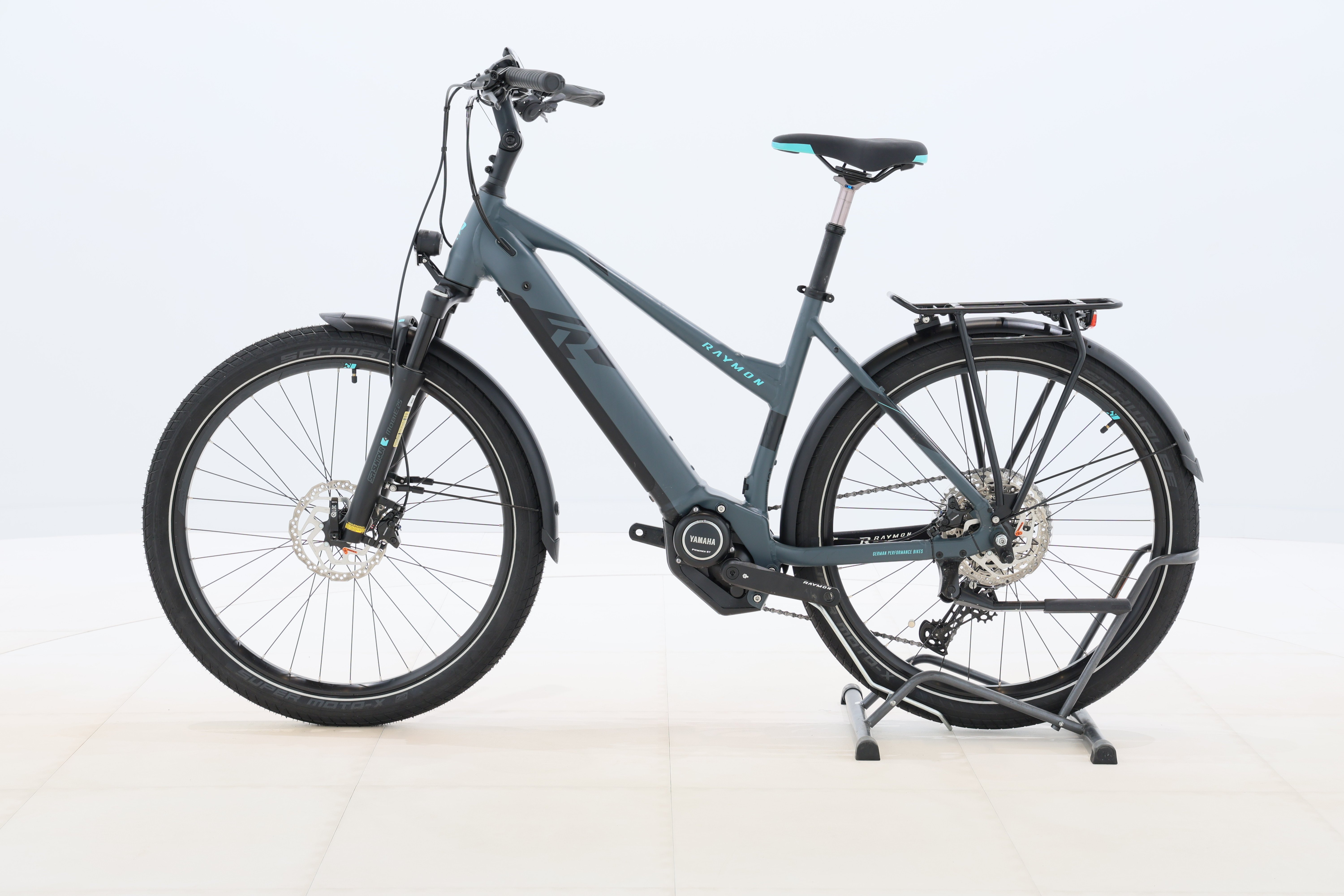 97beda43-d66a-486a-ae15-b6a853cf9f9b