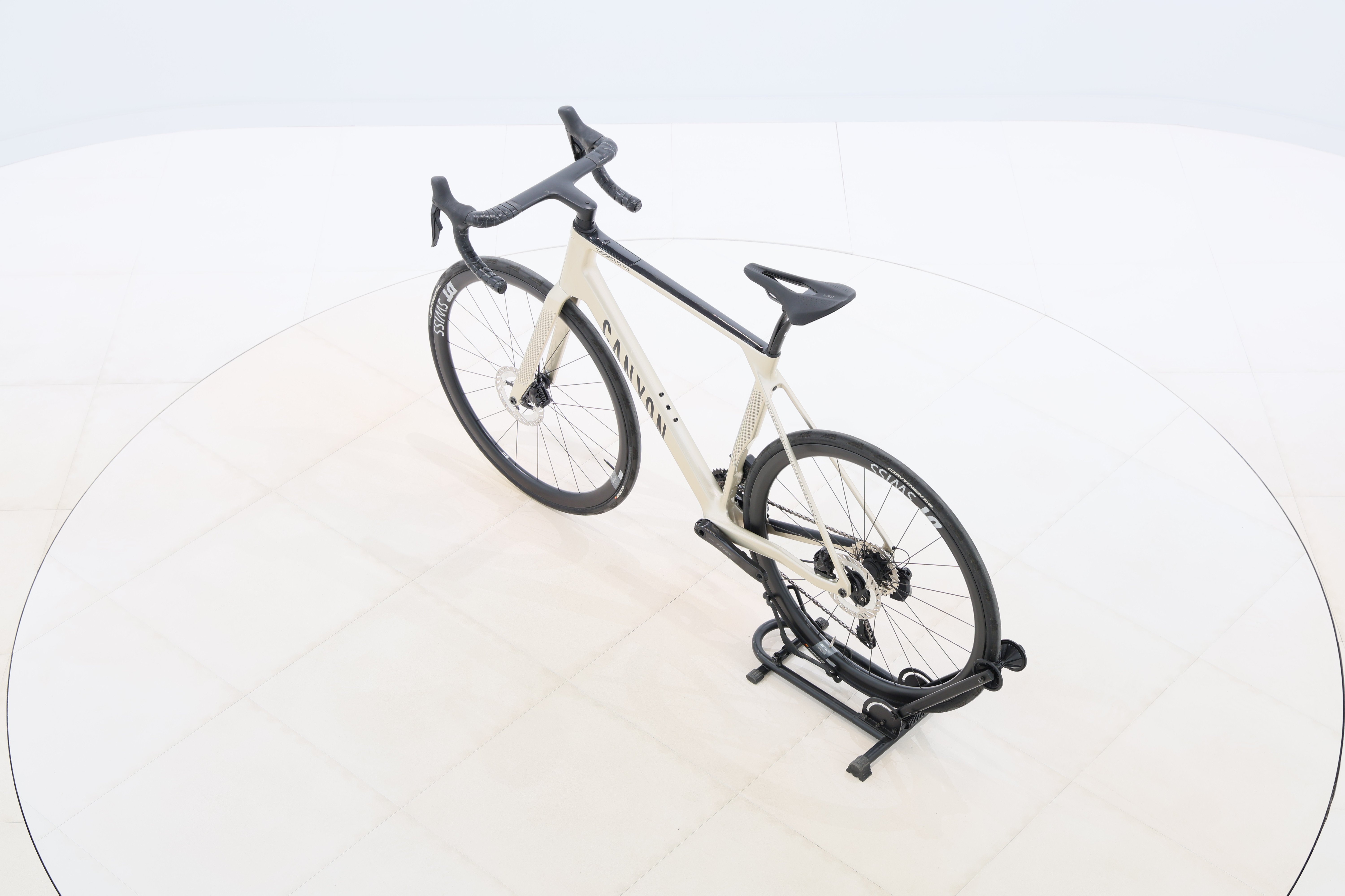 a7c76fa3-426f-45b6-89c5-f82cf8e2f244