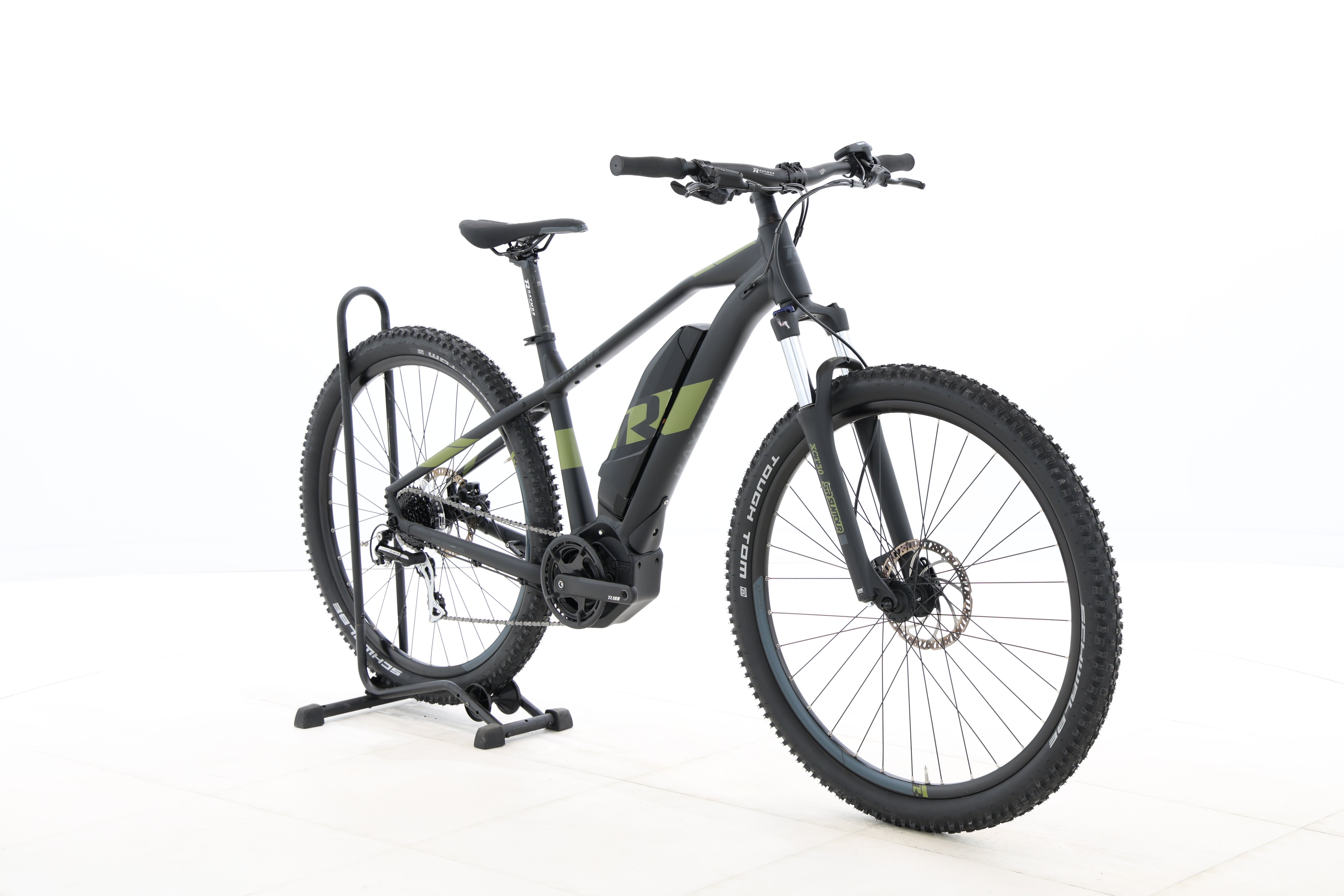 e17485d2-68f0-4936-ad2c-ab240667b3c9