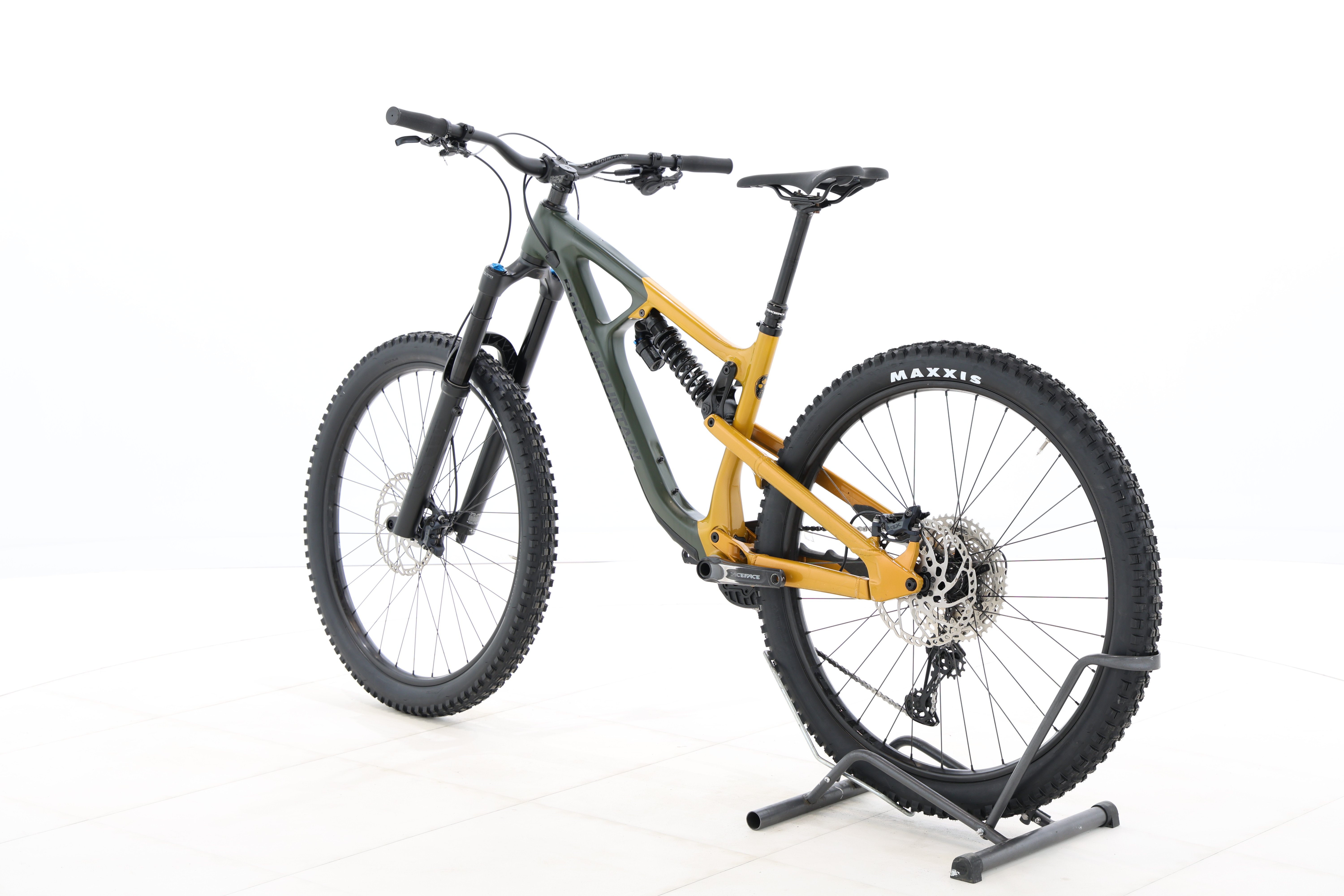 7ef85bbc-0f64-44ec-800d-b5c616dbbb0a