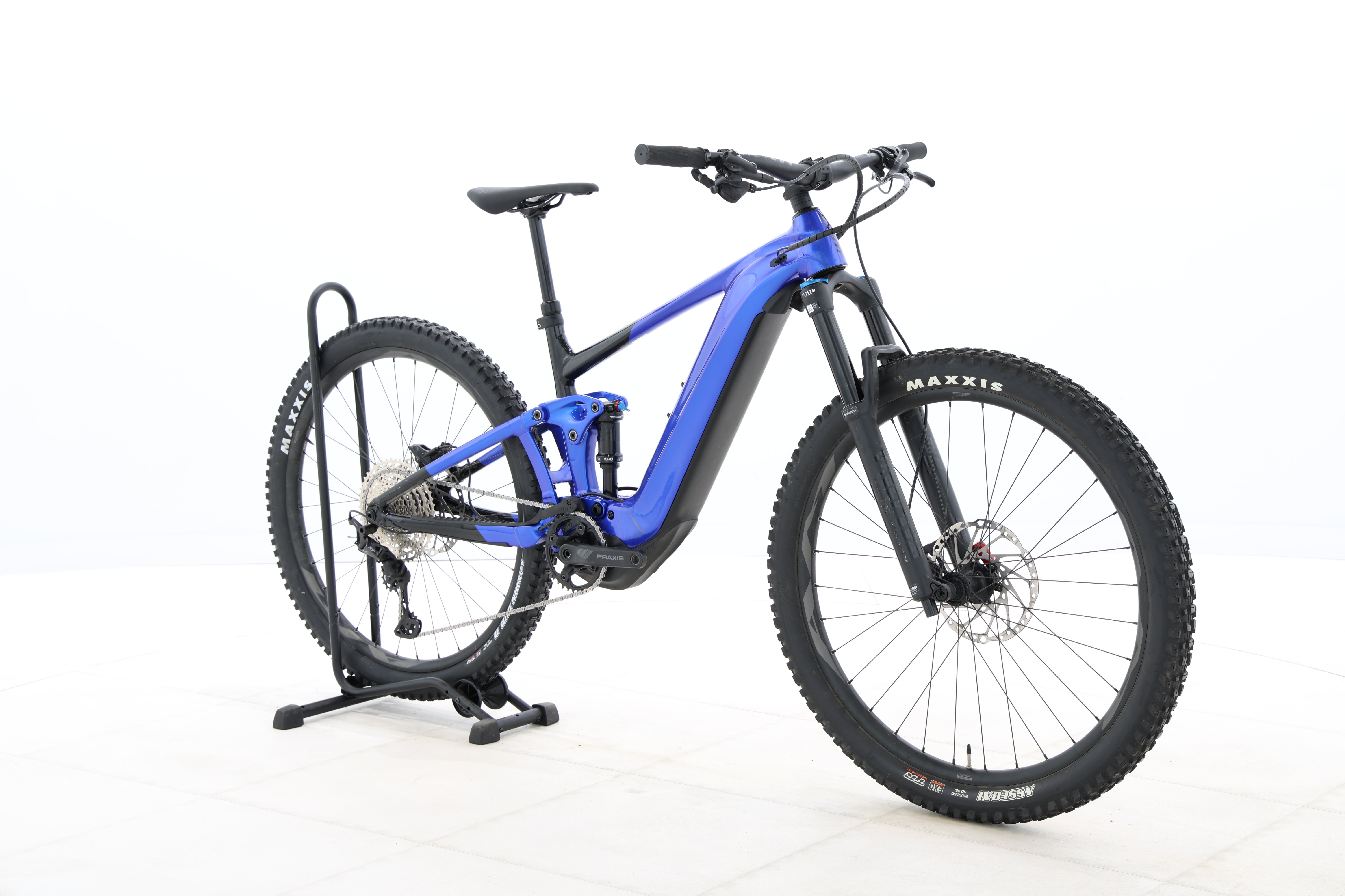 e7284358-25a9-413a-ad94-7ca601221d97