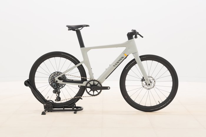 Canyon Roadlite:ONfly CF 9 LTD 2024