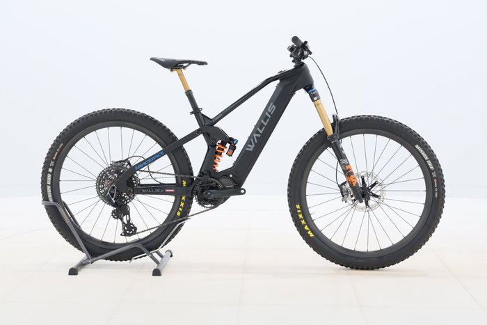 Wallis Carbon E-Enduro 27,5 SL Custom 2023