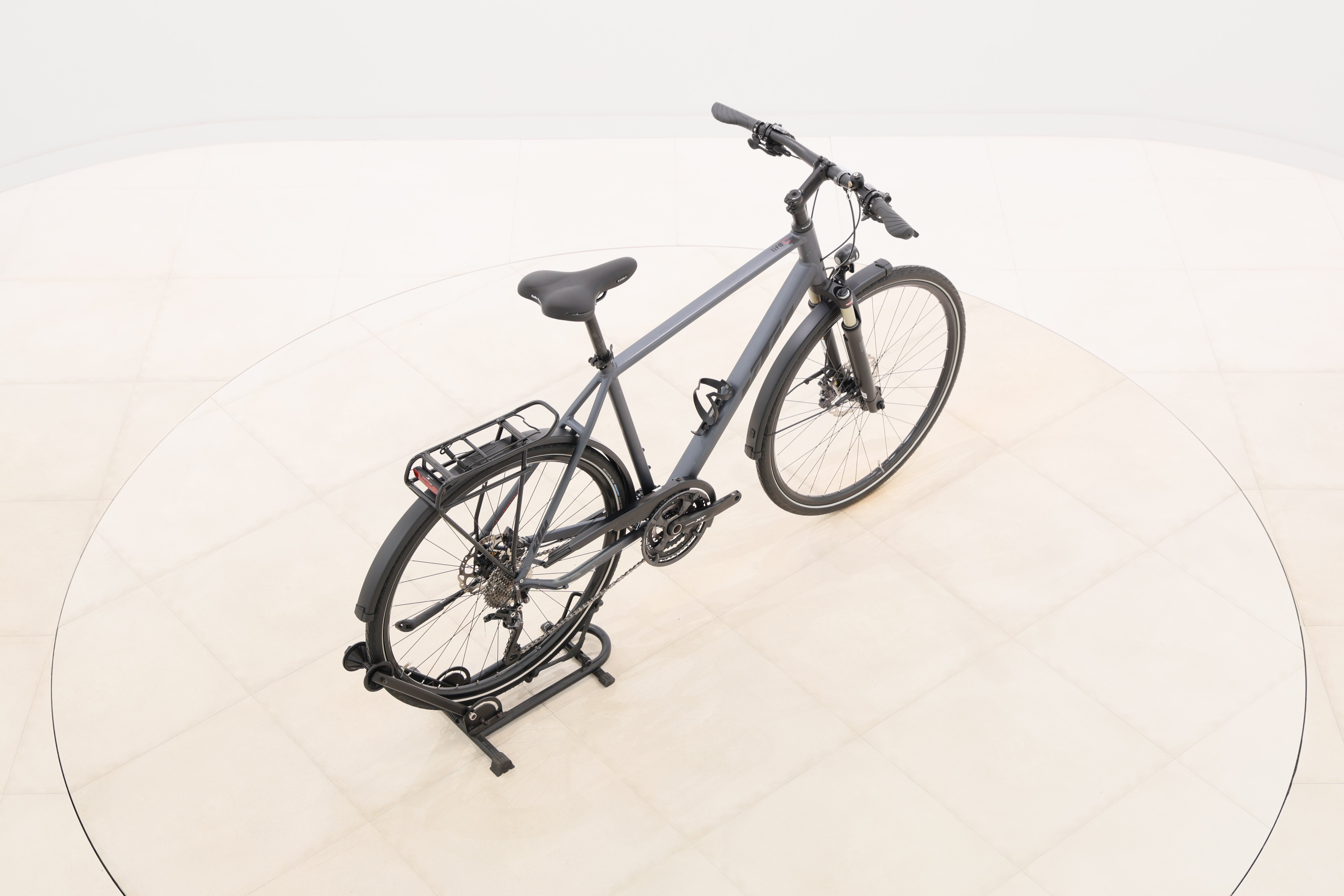 0008d9d0-3c75-4370-92cc-54702fa12e6f