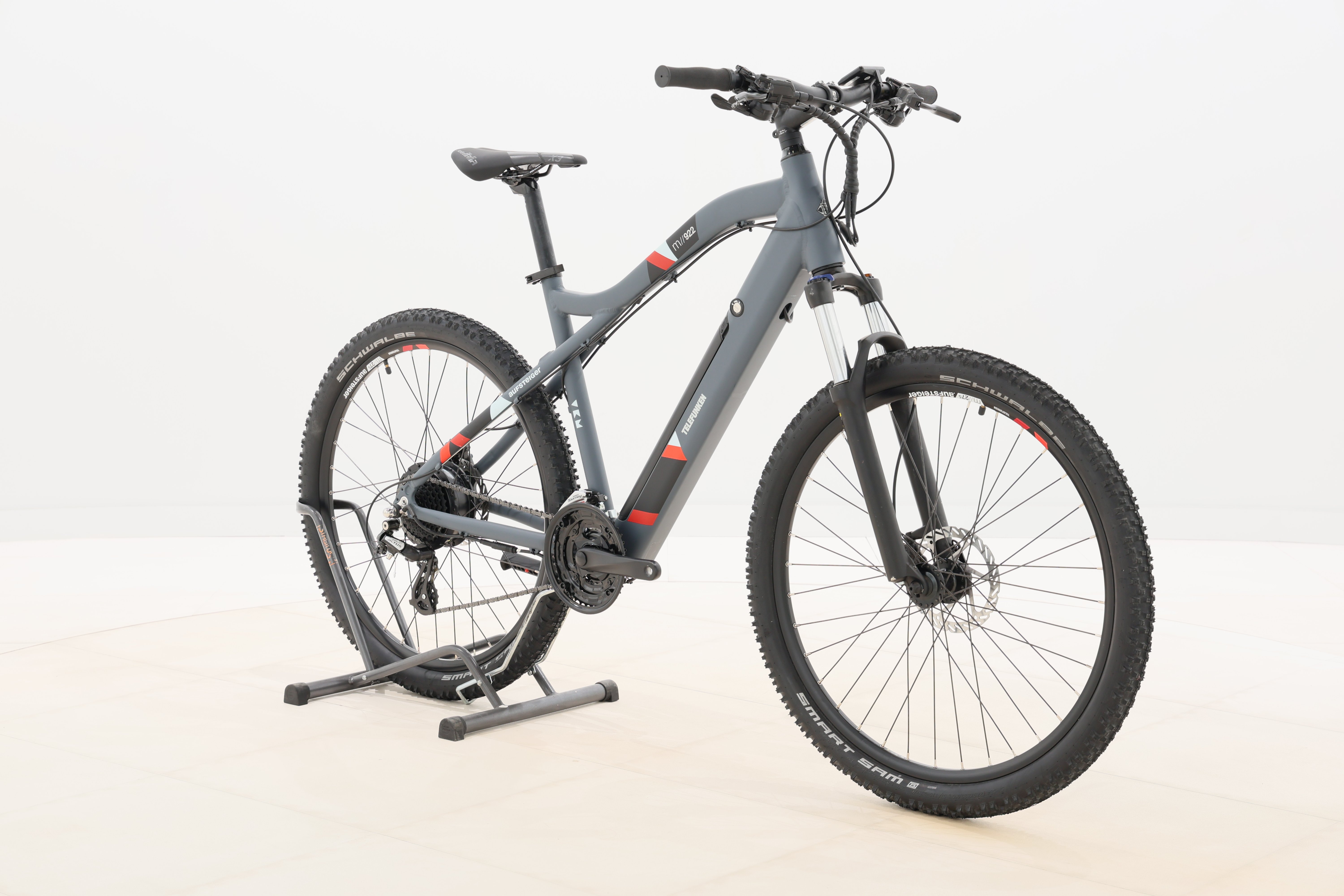 f22492e3-2141-4b25-bab9-0eeff1f3028c