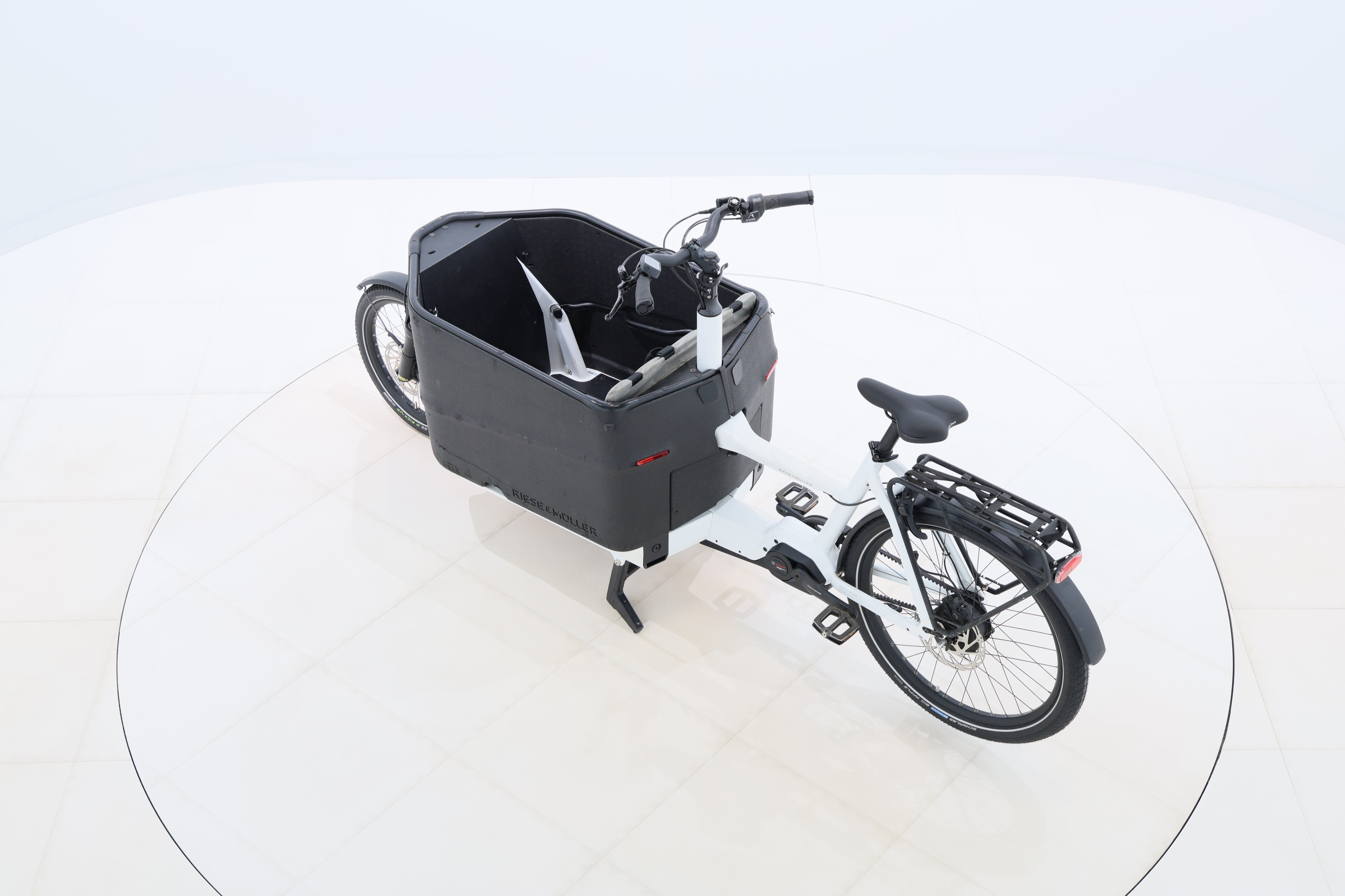 a2f5b418-a6a0-4871-adda-bc59e2fe353f