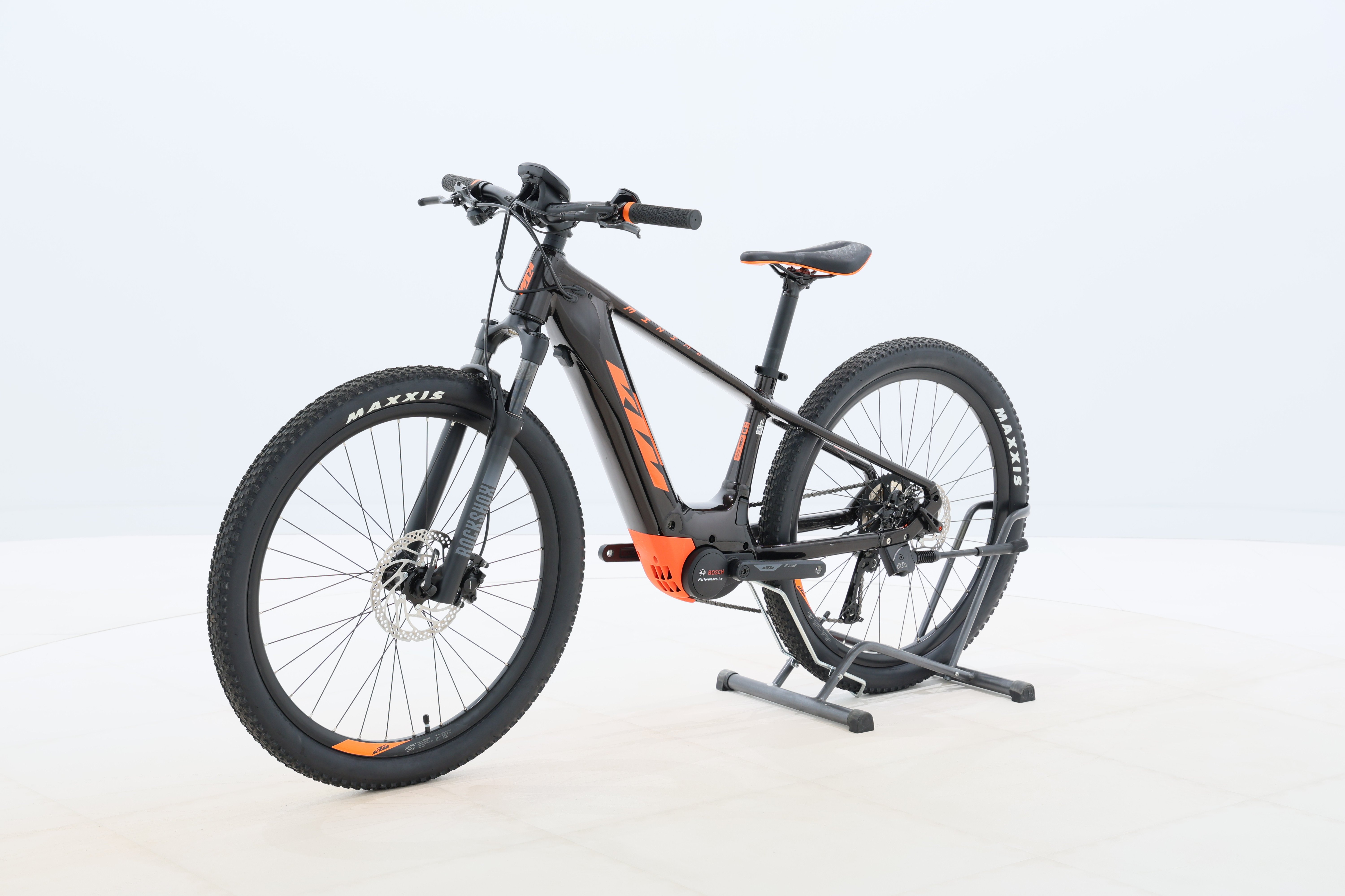 cbfc78a3-e5ad-4c84-829e-230c2280ccf0