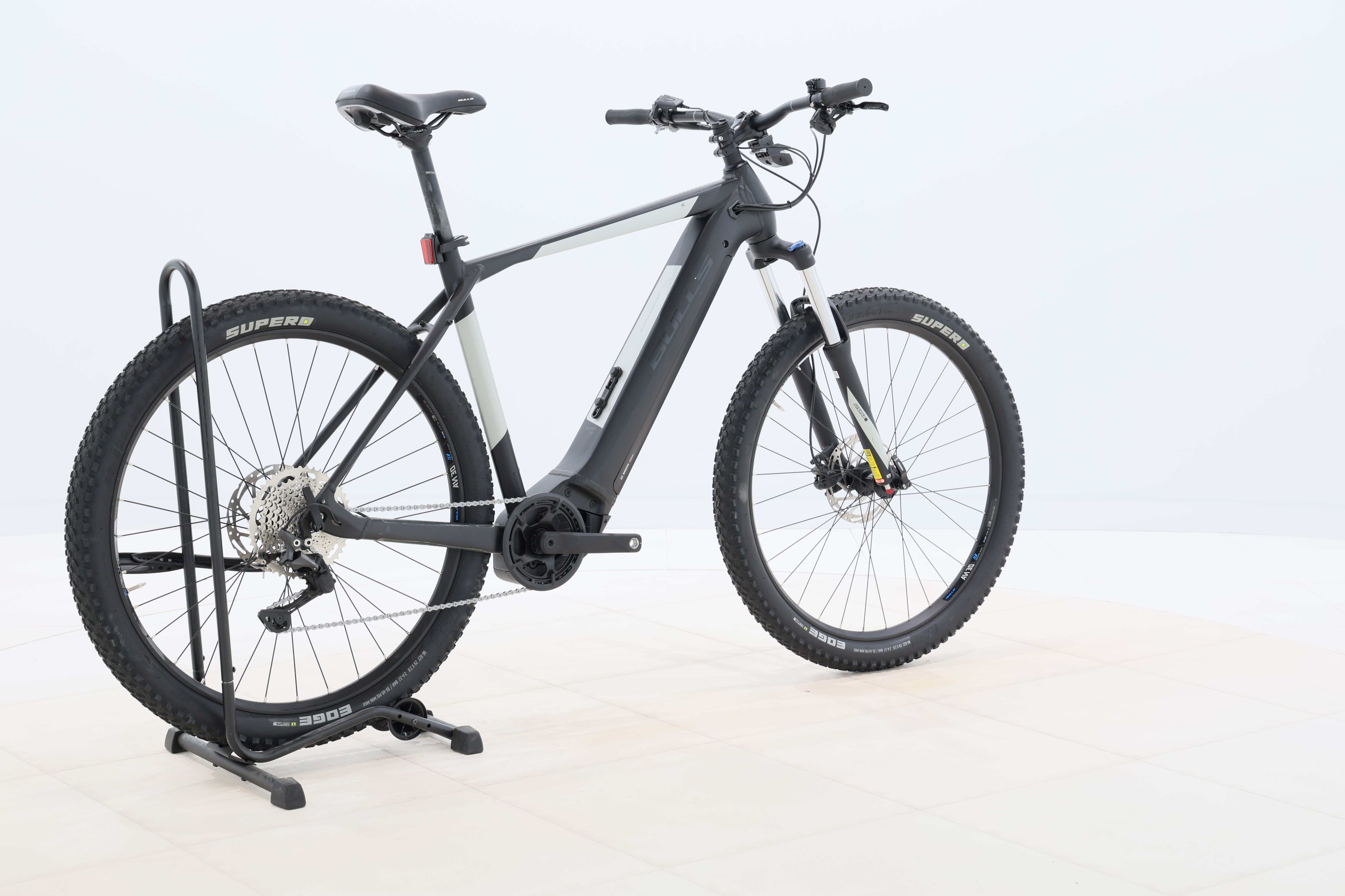 9c426d41-f788-4d8e-b56d-5976e37b0874