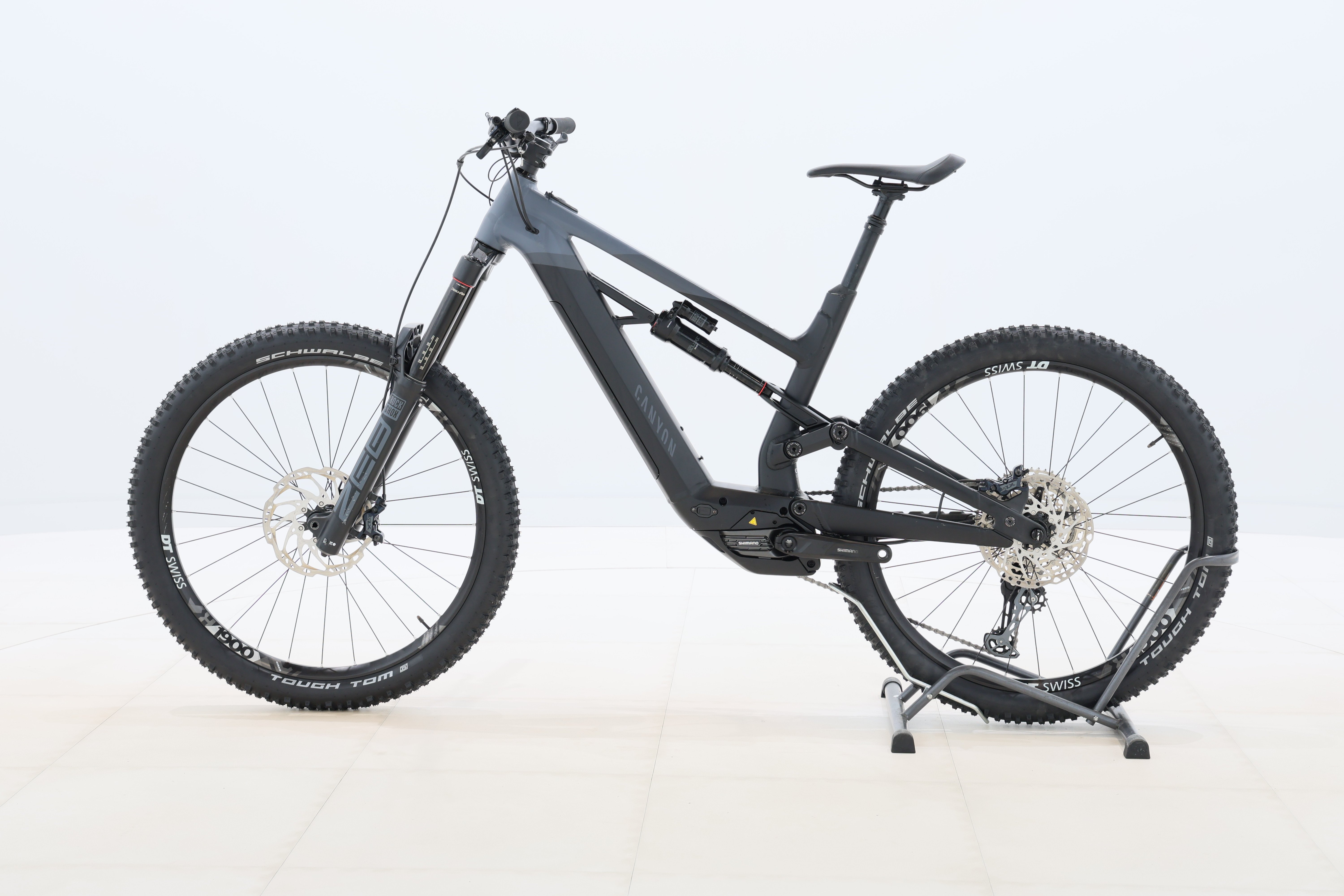 16dbec28-5b73-41fb-9316-921e46f752c4