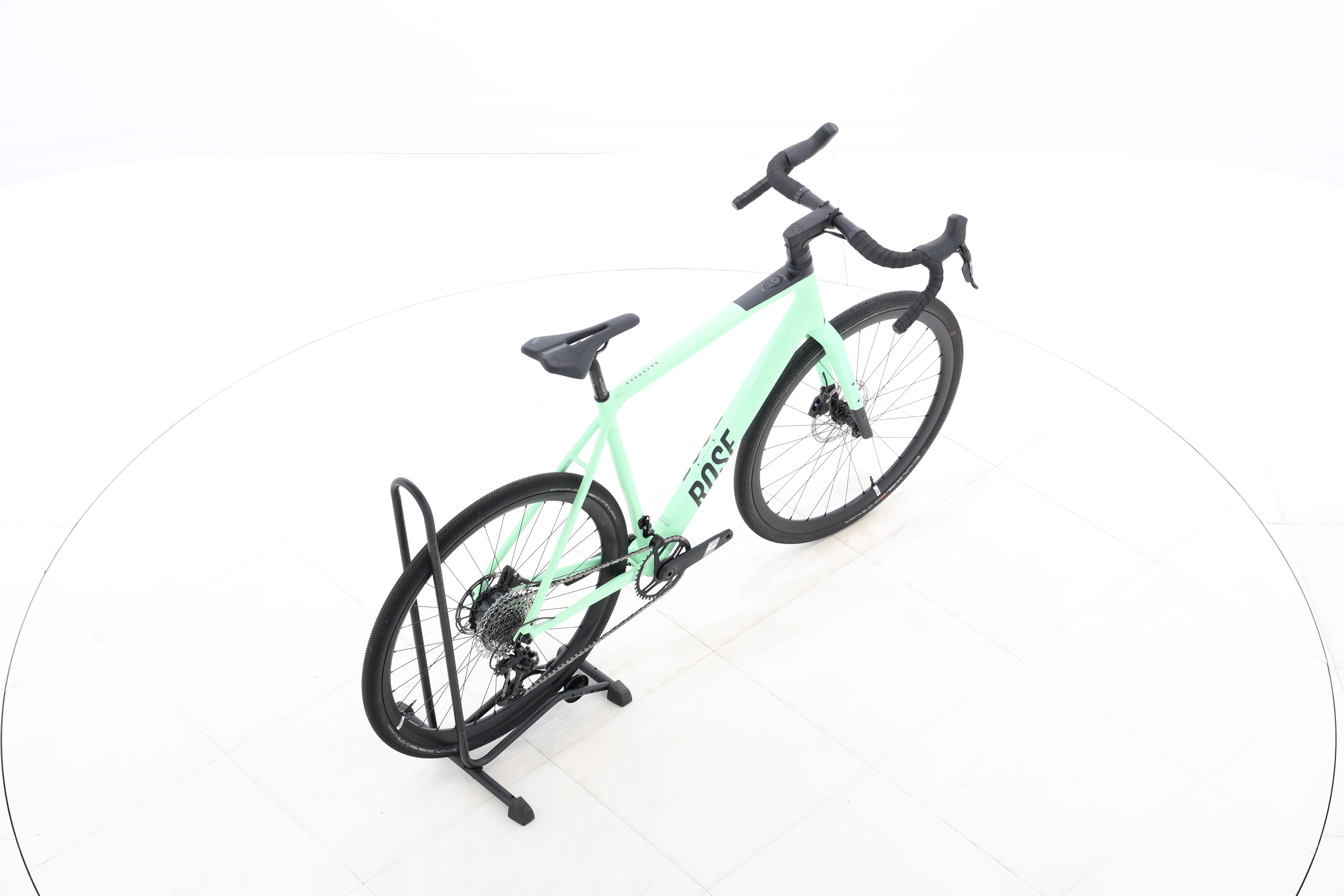 e26944a4-ffb1-435c-ac7d-2907266ee6ed