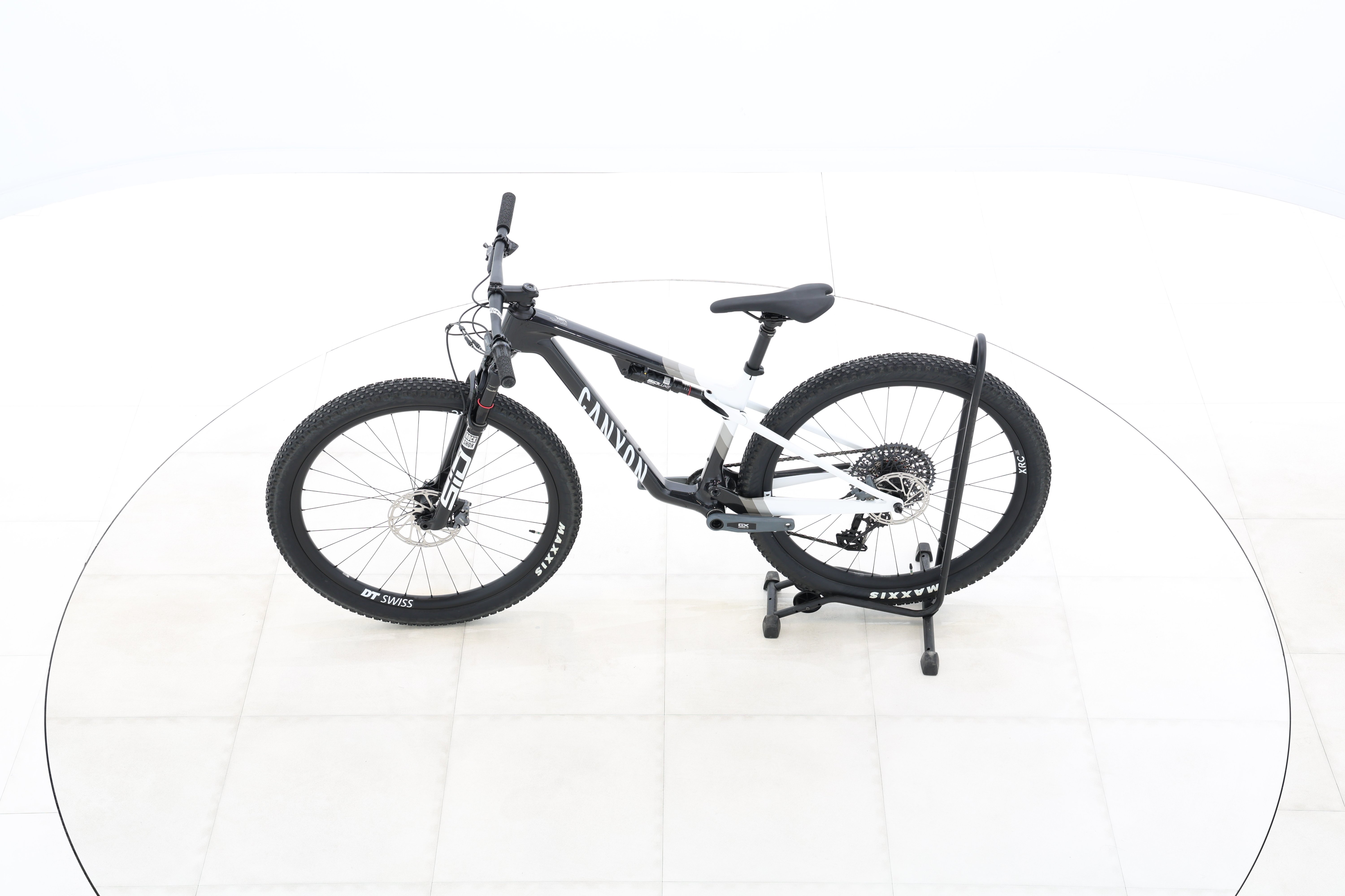 15638085-9050-4e98-97d2-e482ff2991f1