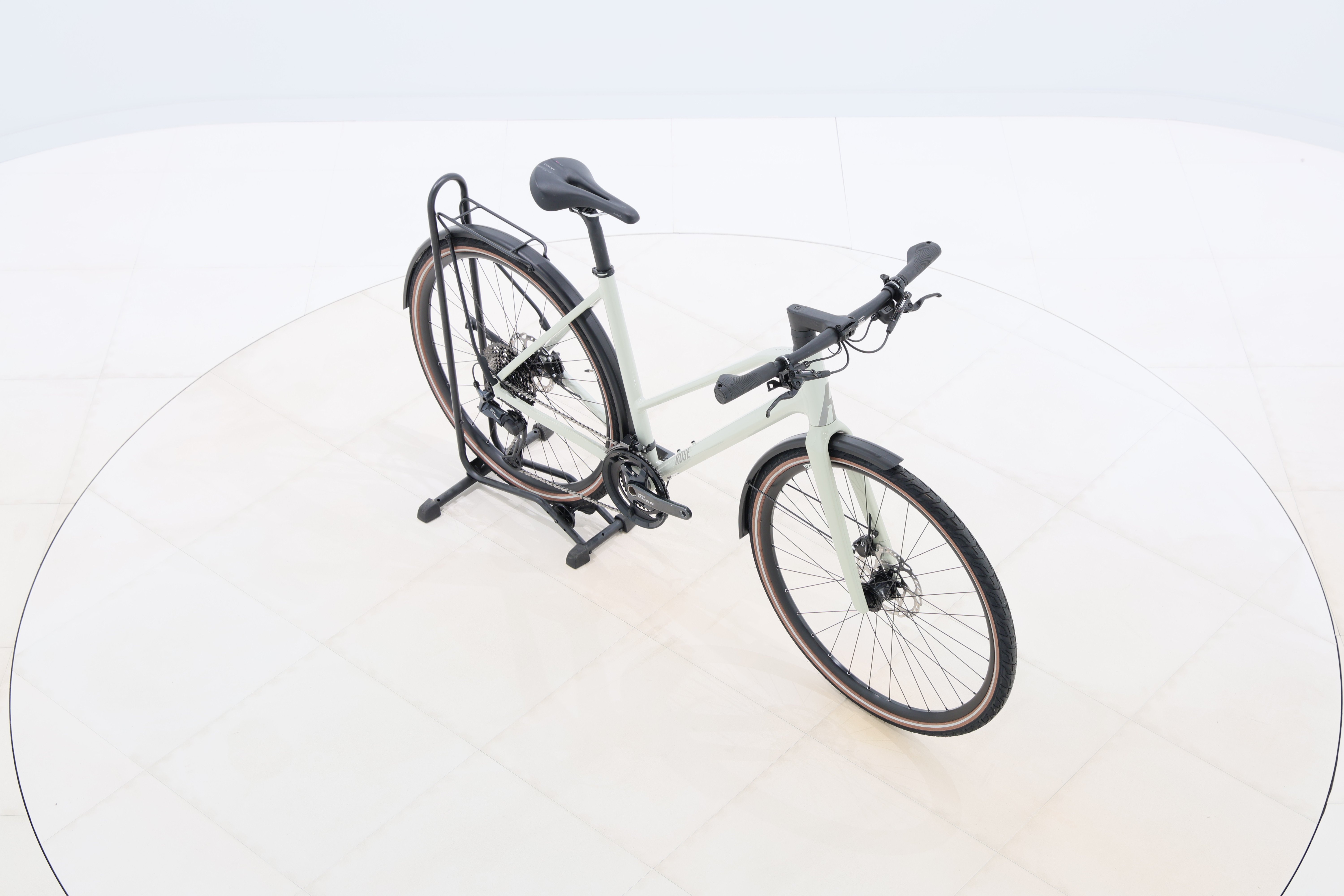 c13c8efb-c500-4002-ab5d-cee66c3bafc2