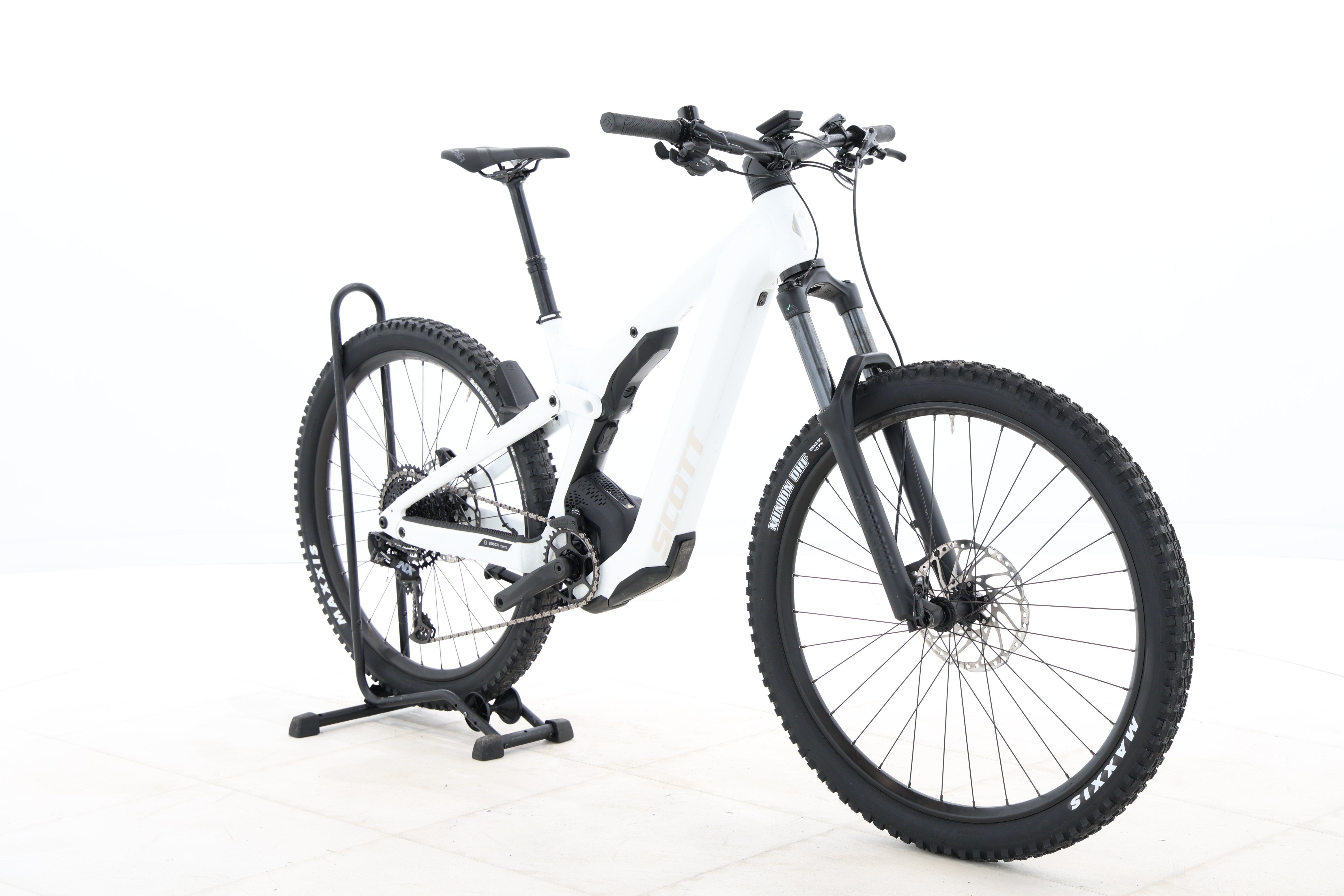 f256403c-bfab-4e48-a0d5-79810b49484d