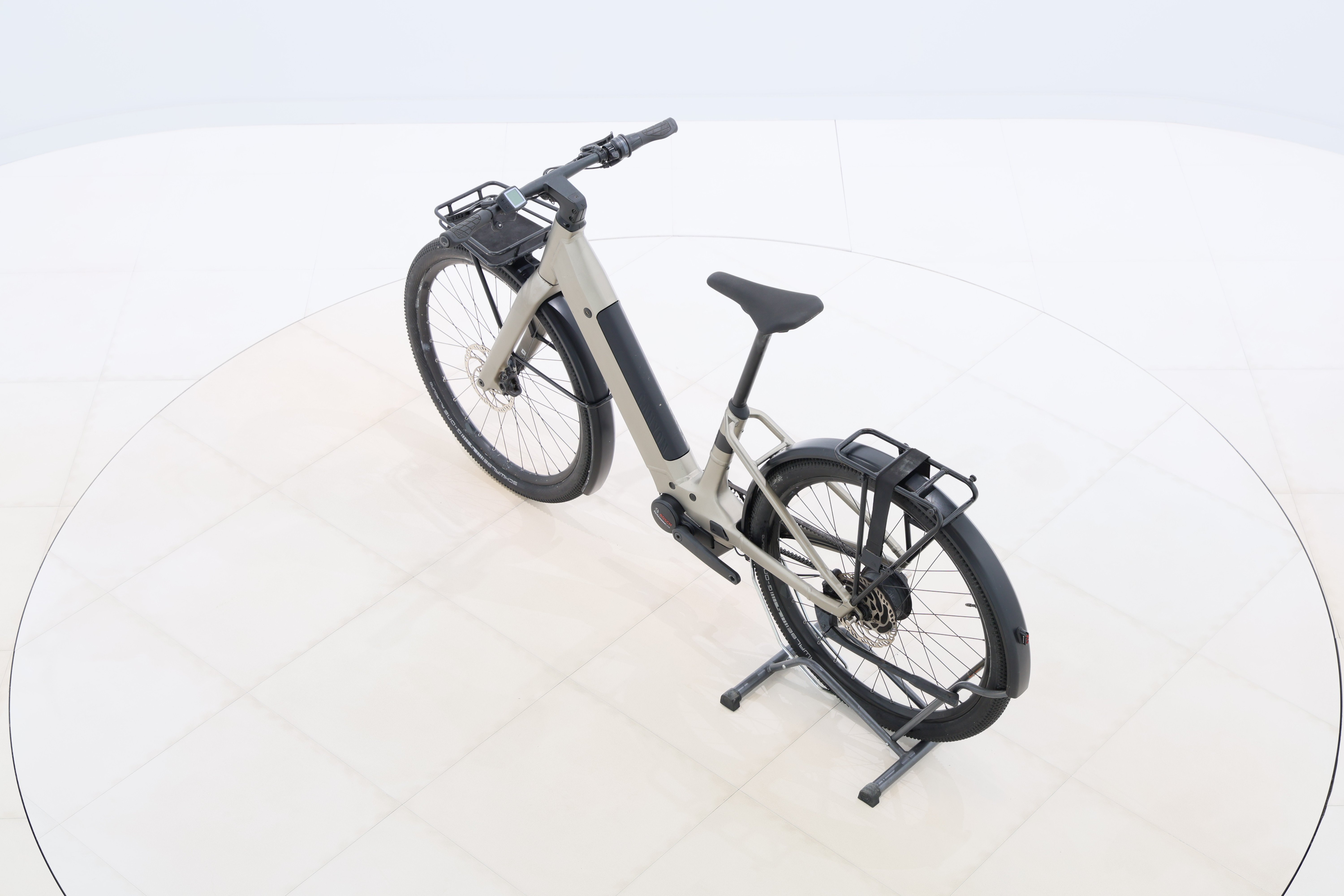 dcdc09e8-debf-4e4a-80d4-d79c63b66277