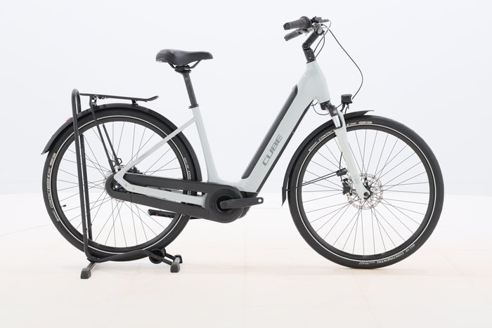 Cube SUPREME HYBRID ONE 500 2023
