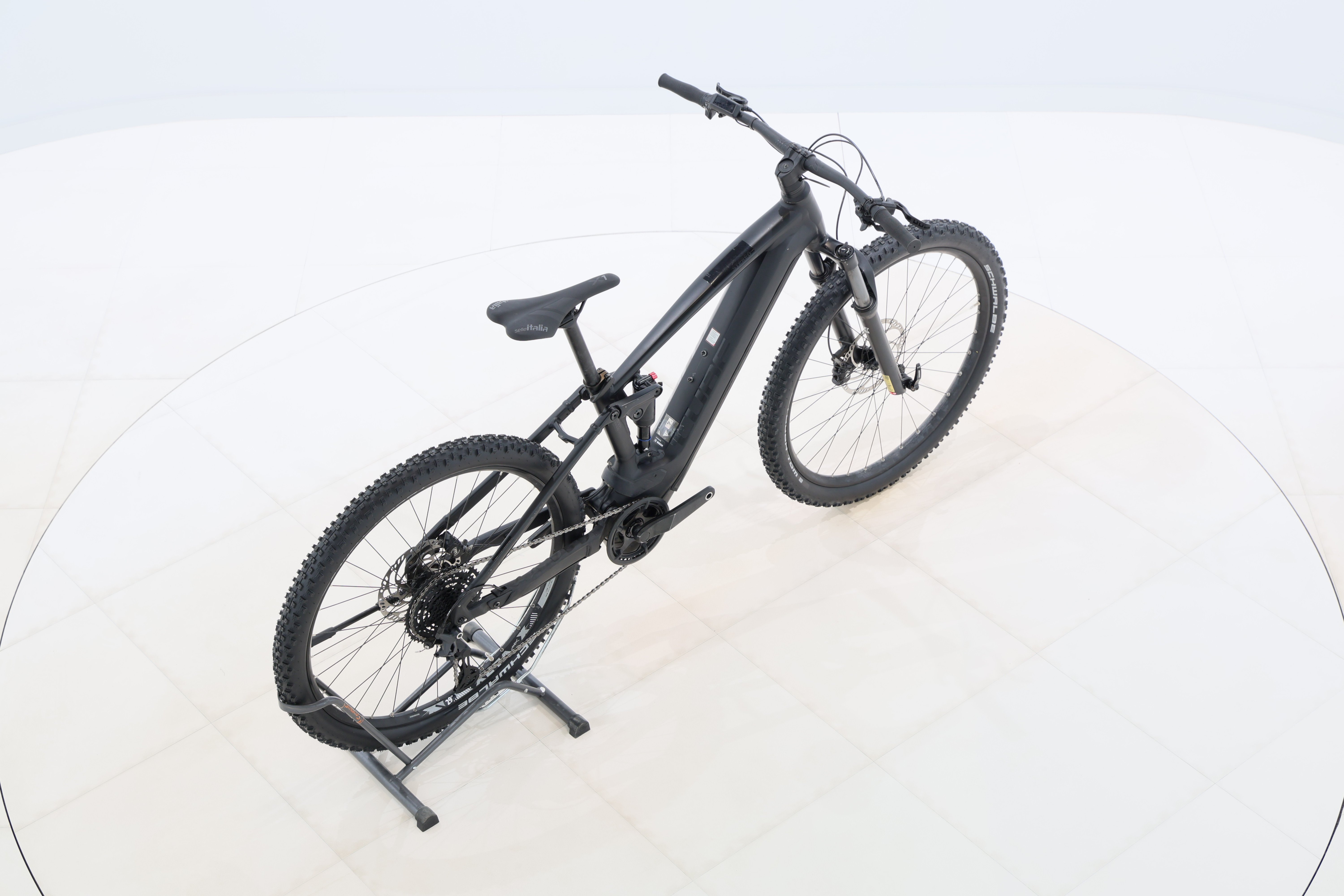 31cdb687-5b03-46a3-aa3b-3cf4c843fe8f