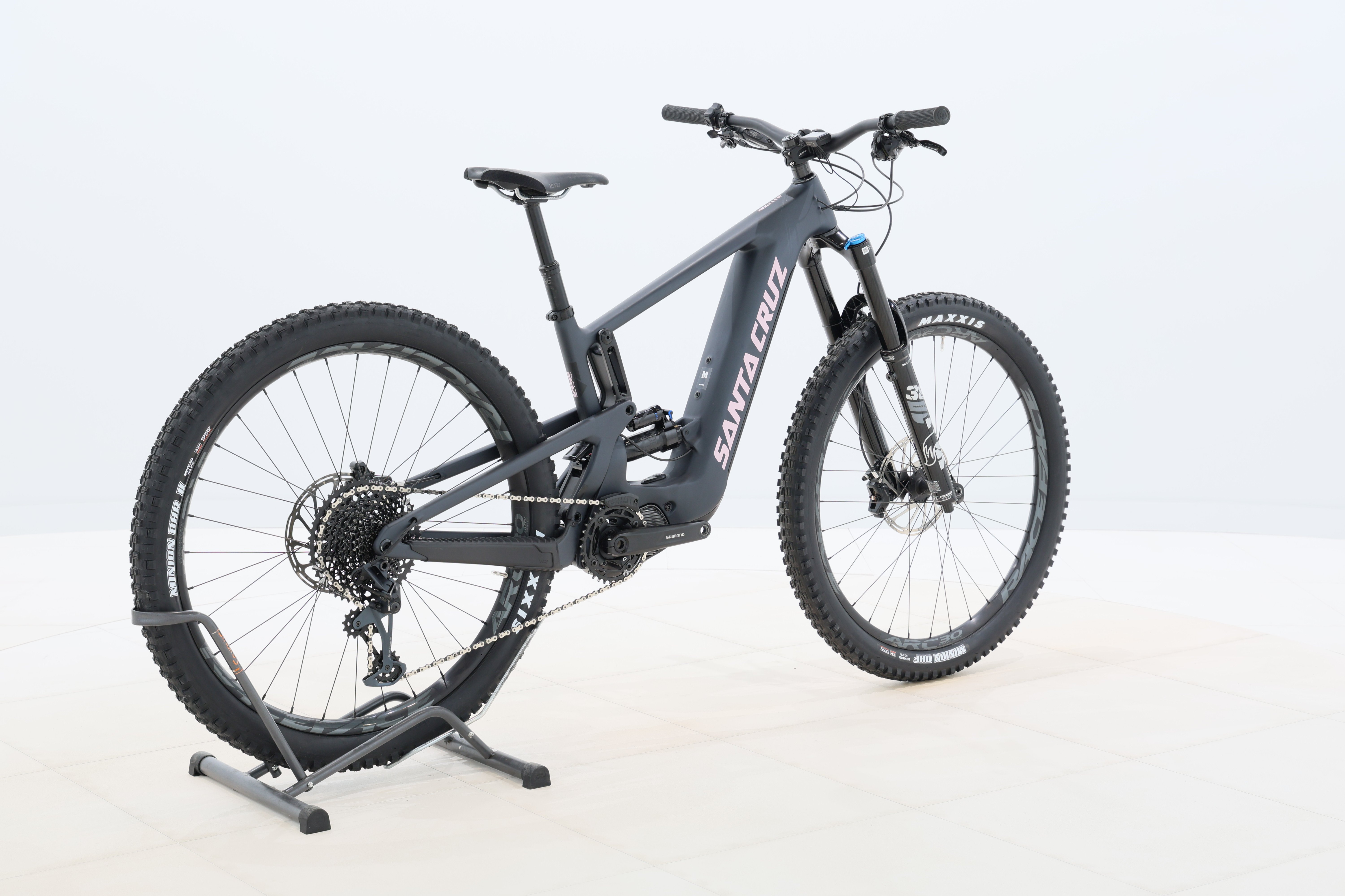 f2f4d4e2-11f3-47b5-886f-c4817931aadc