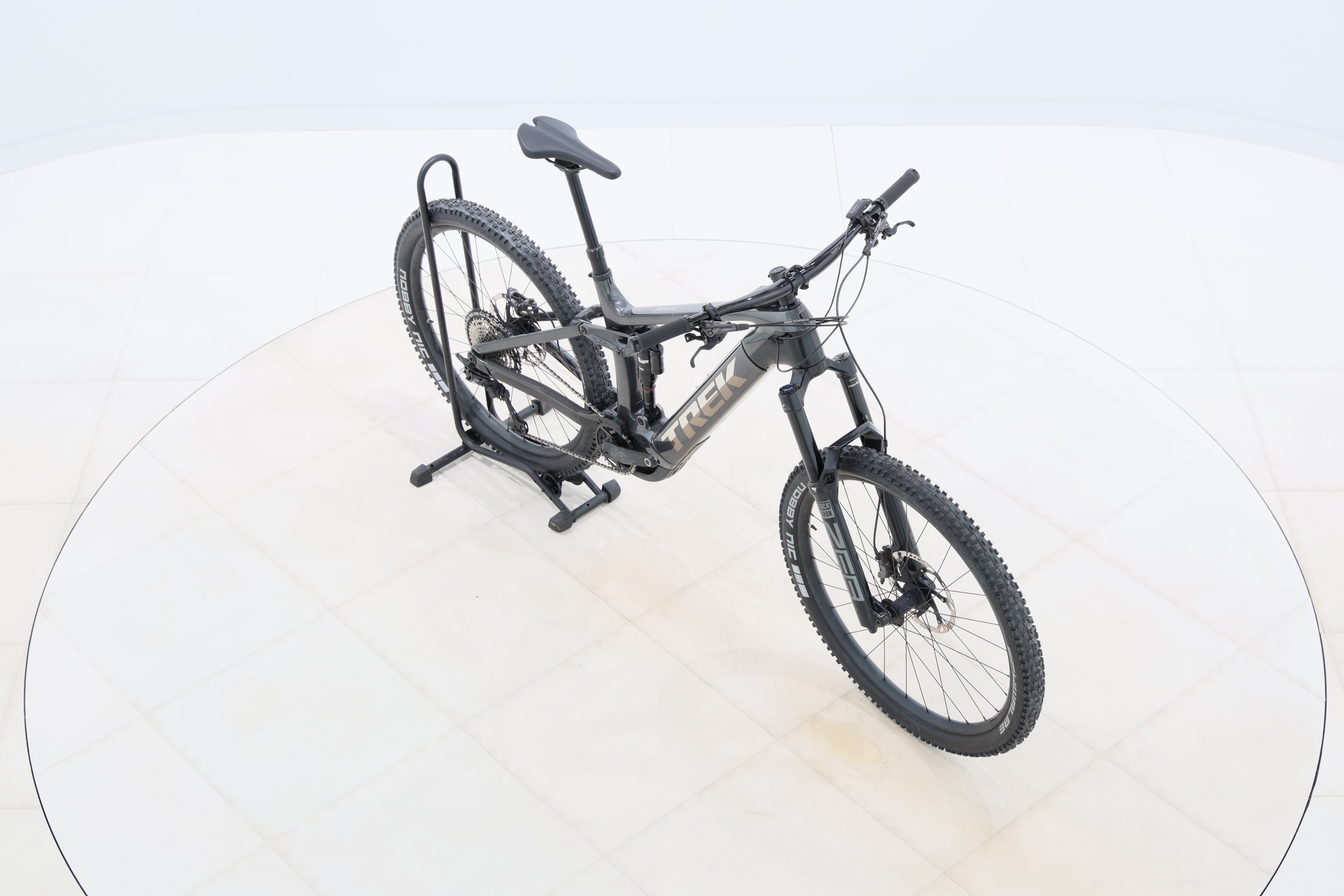 4c9cd91a-7e8c-4bb6-92e6-ae5fa1933f3a