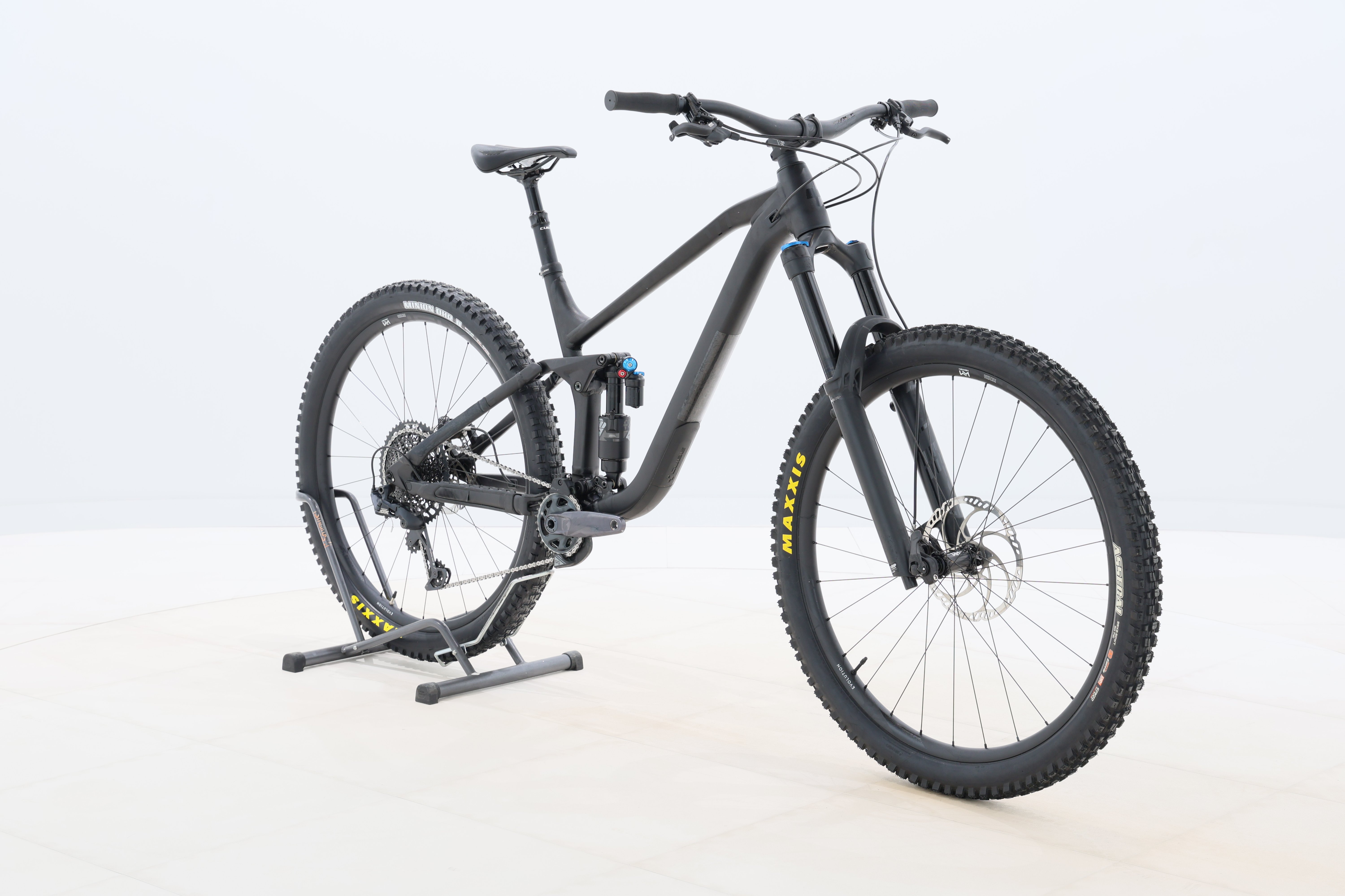 82a8beeb-1049-4986-a021-c69f1271430f