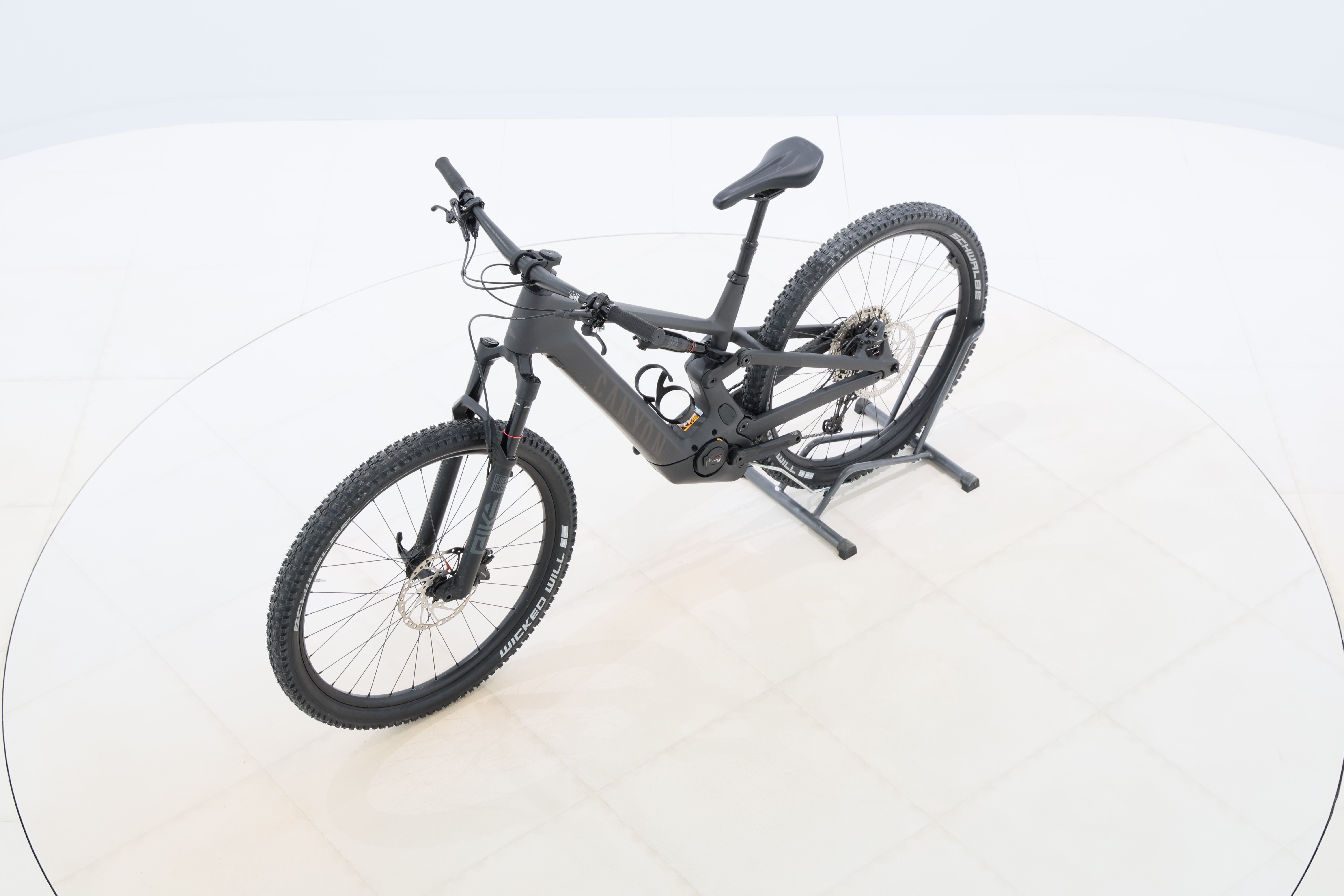 028a678c-d0ee-46f6-8099-7a390f2b055c