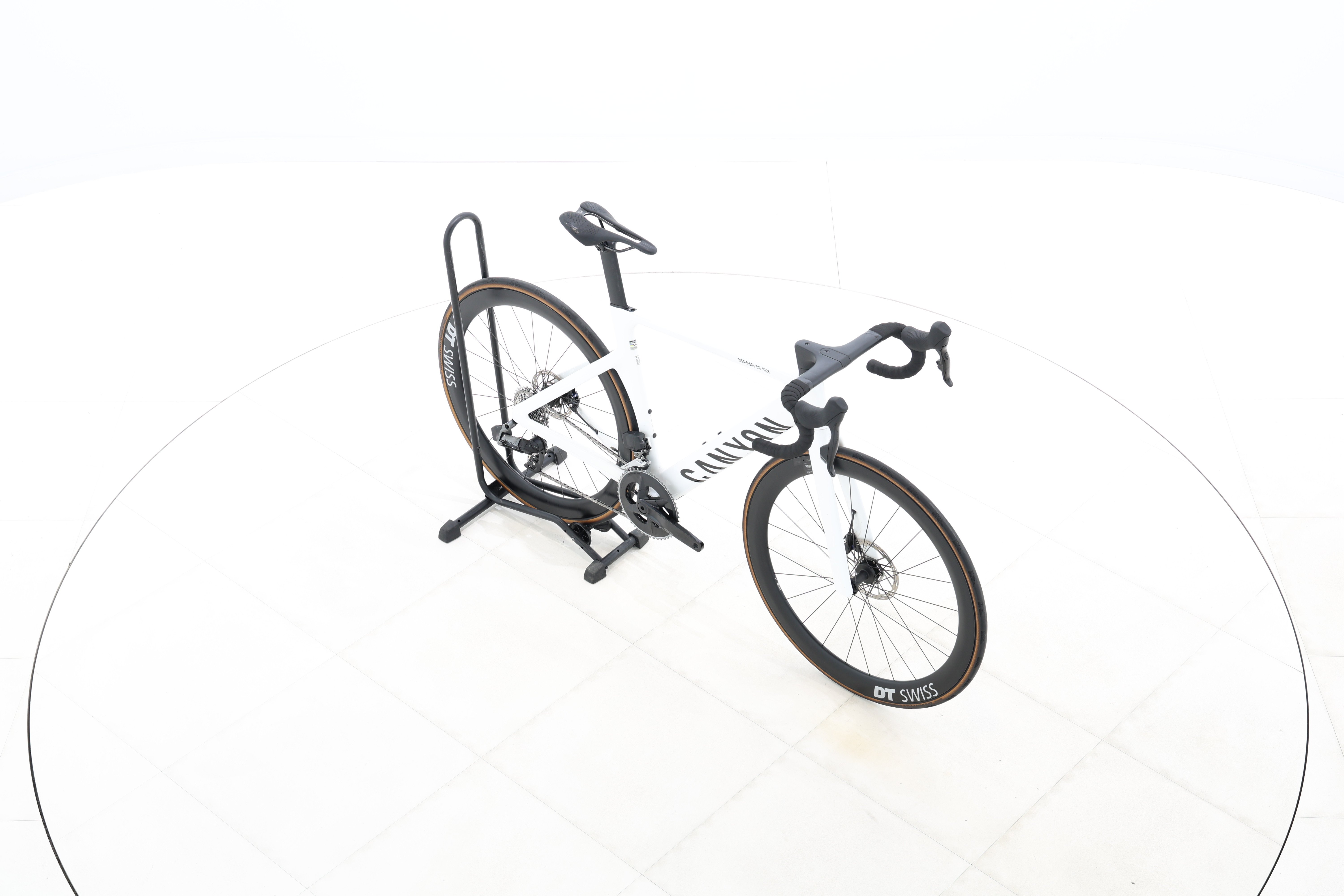 666b0b20-aa46-49e0-8503-6d0e3923cd81