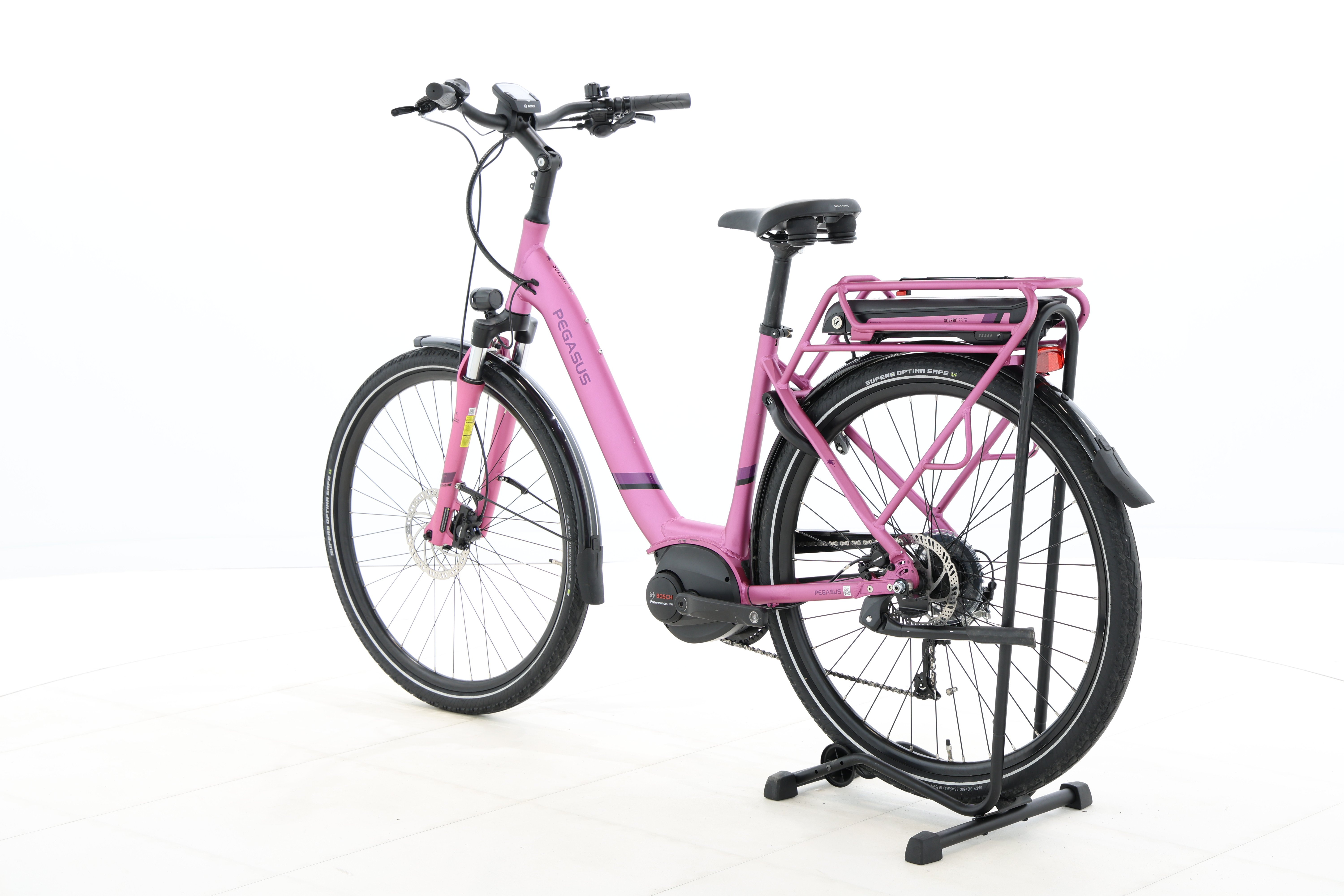 8dae663f-d9c3-4aa1-9d50-95a5277ed246