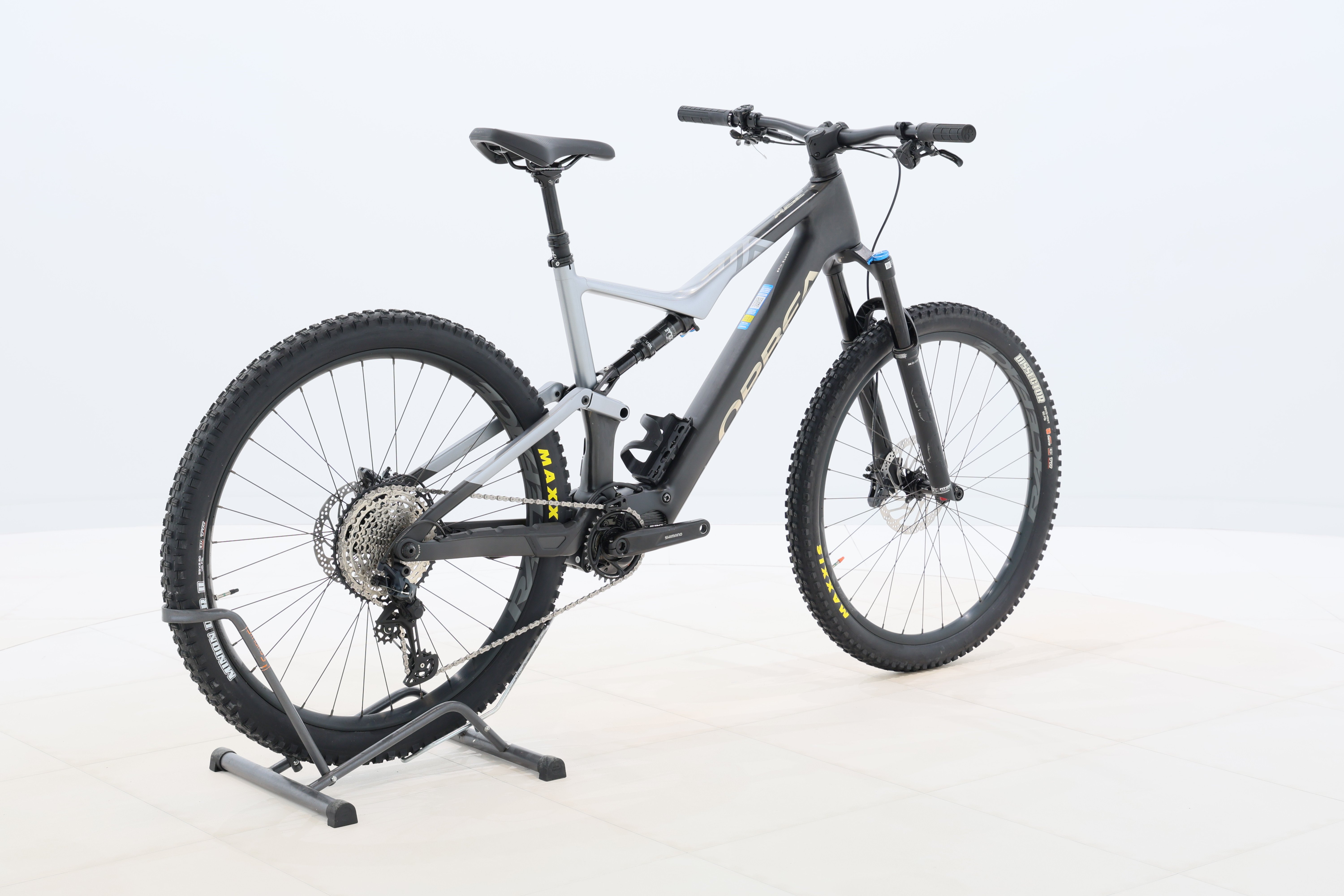 c810c81c-e3b2-4b4b-aff9-77c57976be87