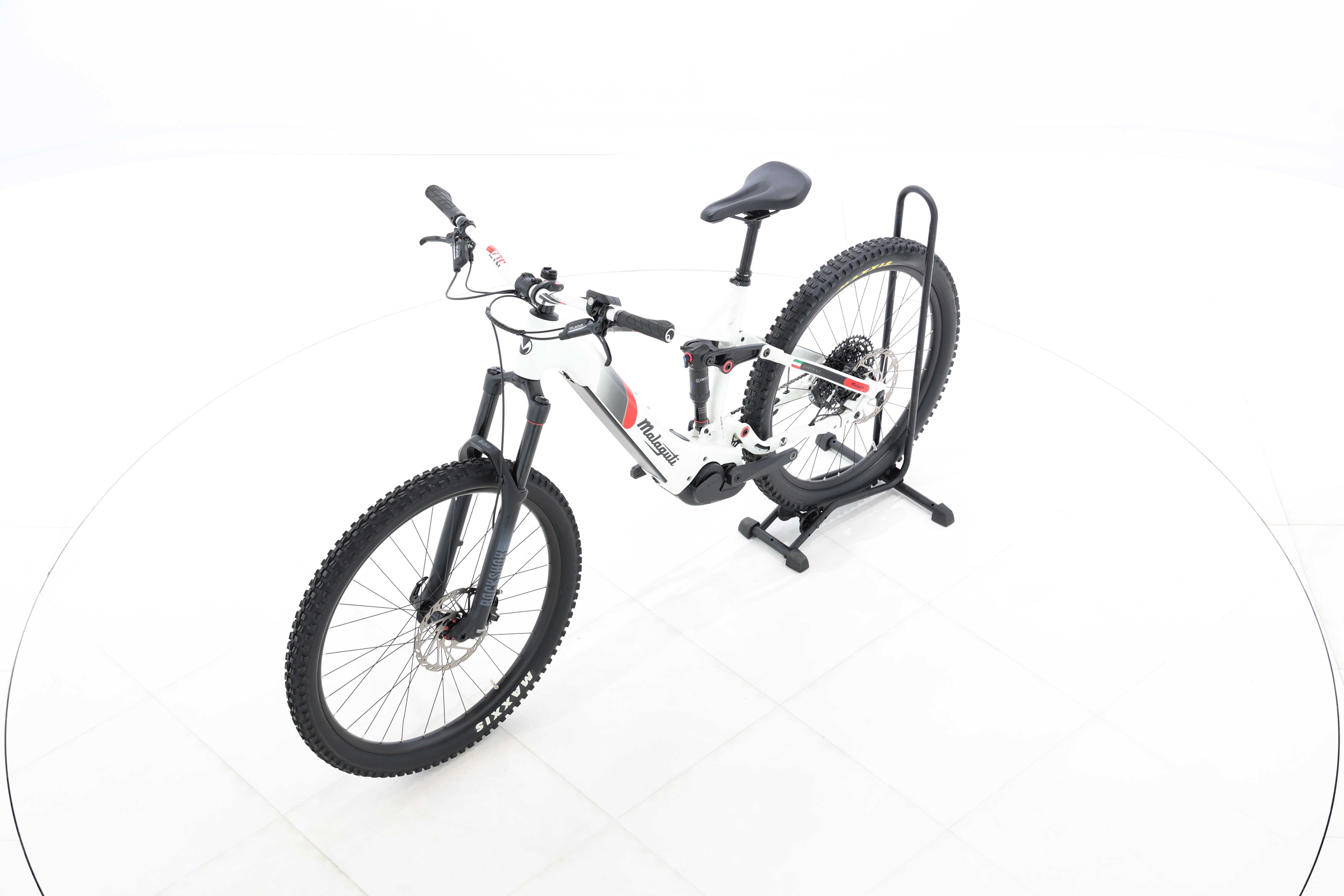 52db339c-90b7-4906-9650-dabf9447b3db