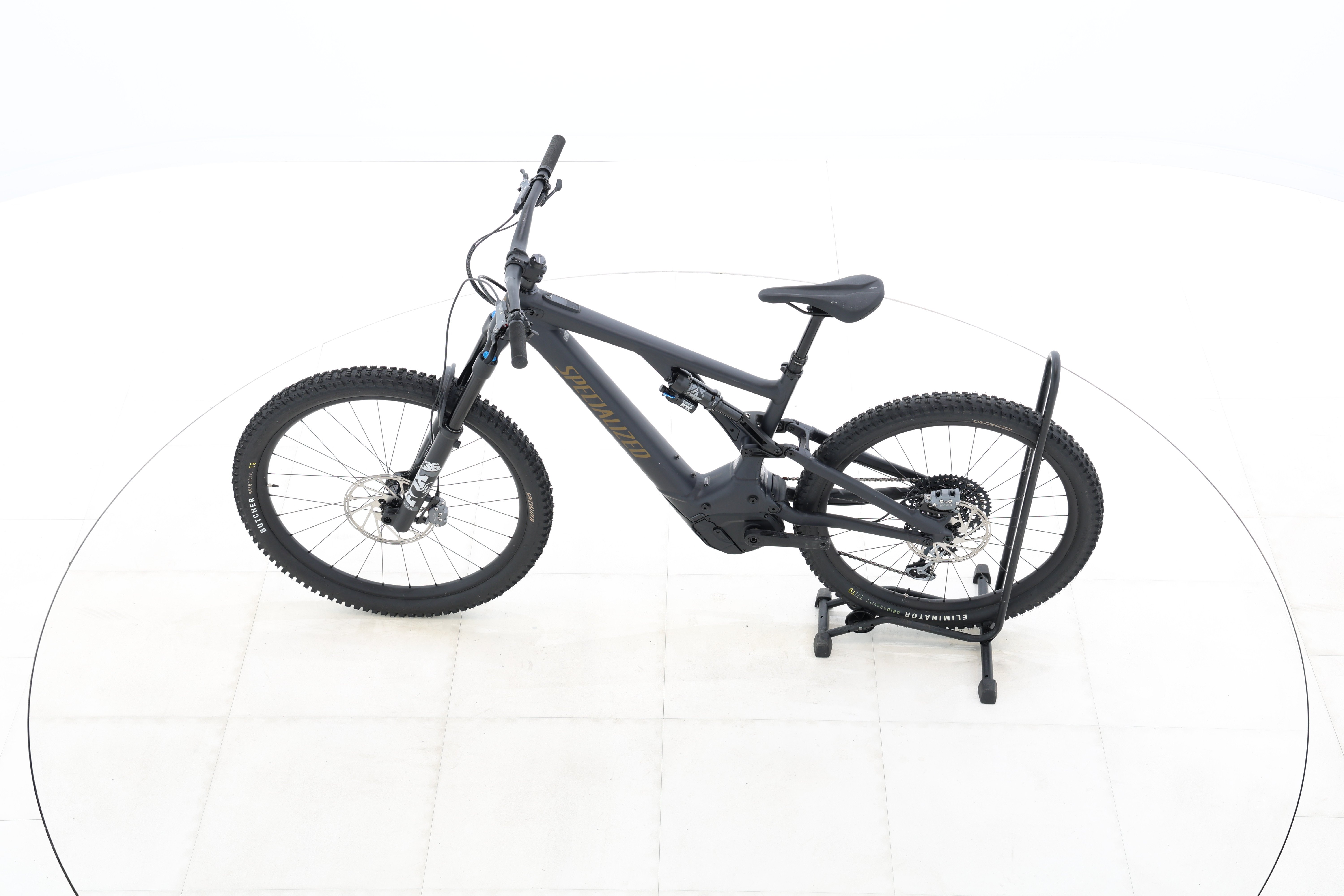 48c3c930-8771-425f-b027-d5069a643263