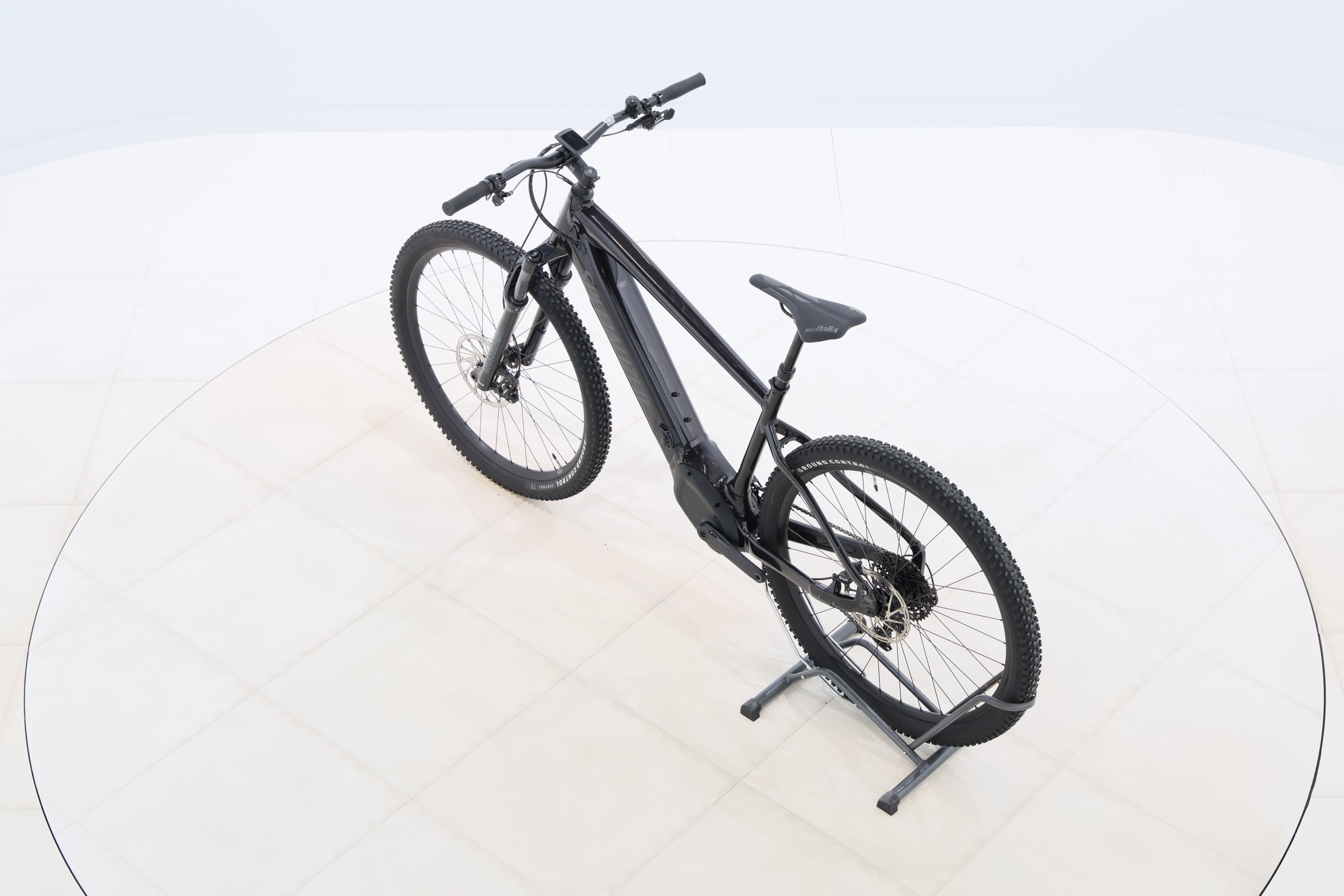 30965afe-dce6-4684-9891-685aafdbd086