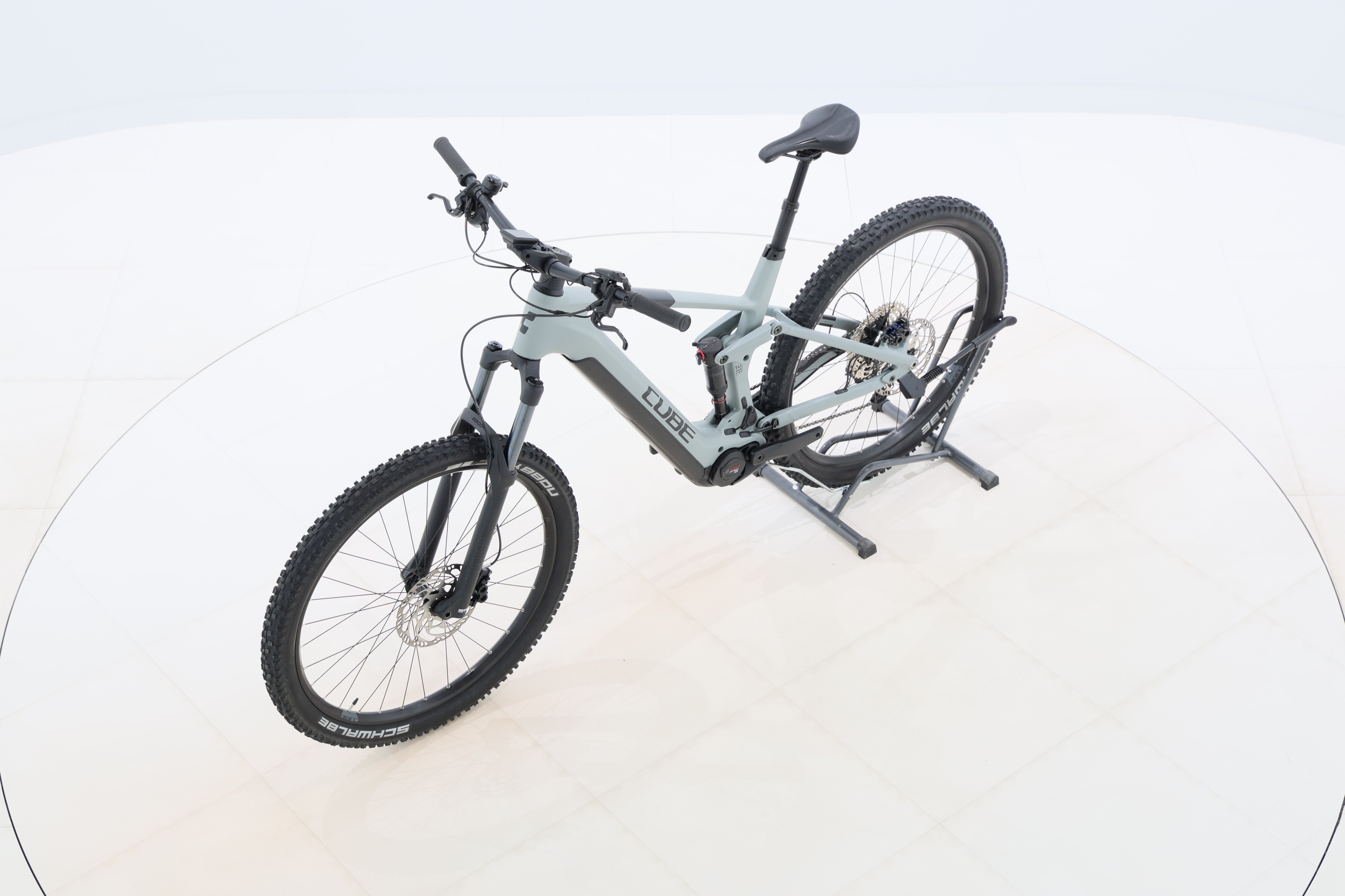 acbf6418-127c-431f-b78d-07e0684ad8a0