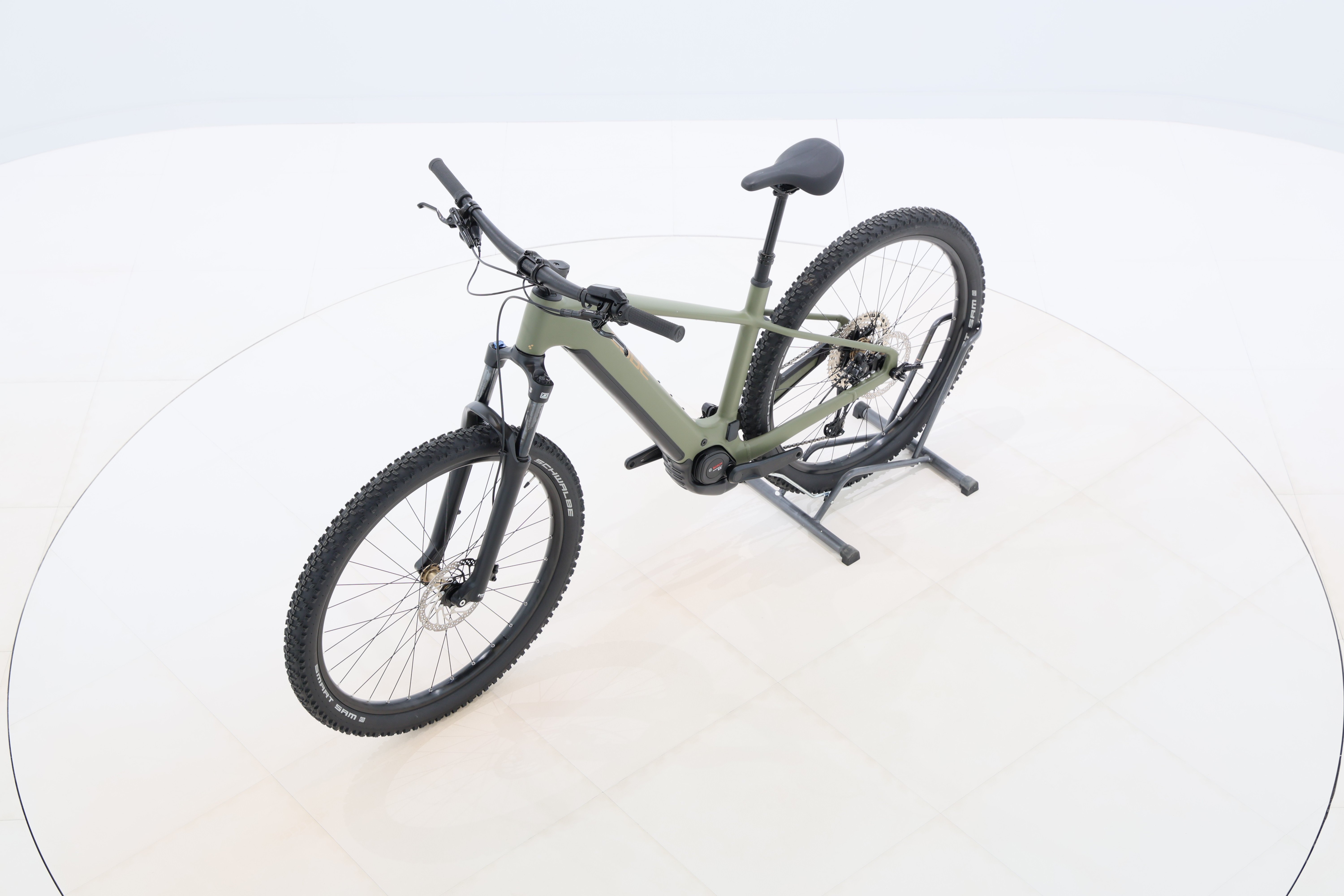 bcb8ecd9-dff0-4510-aa9c-6570e930a547