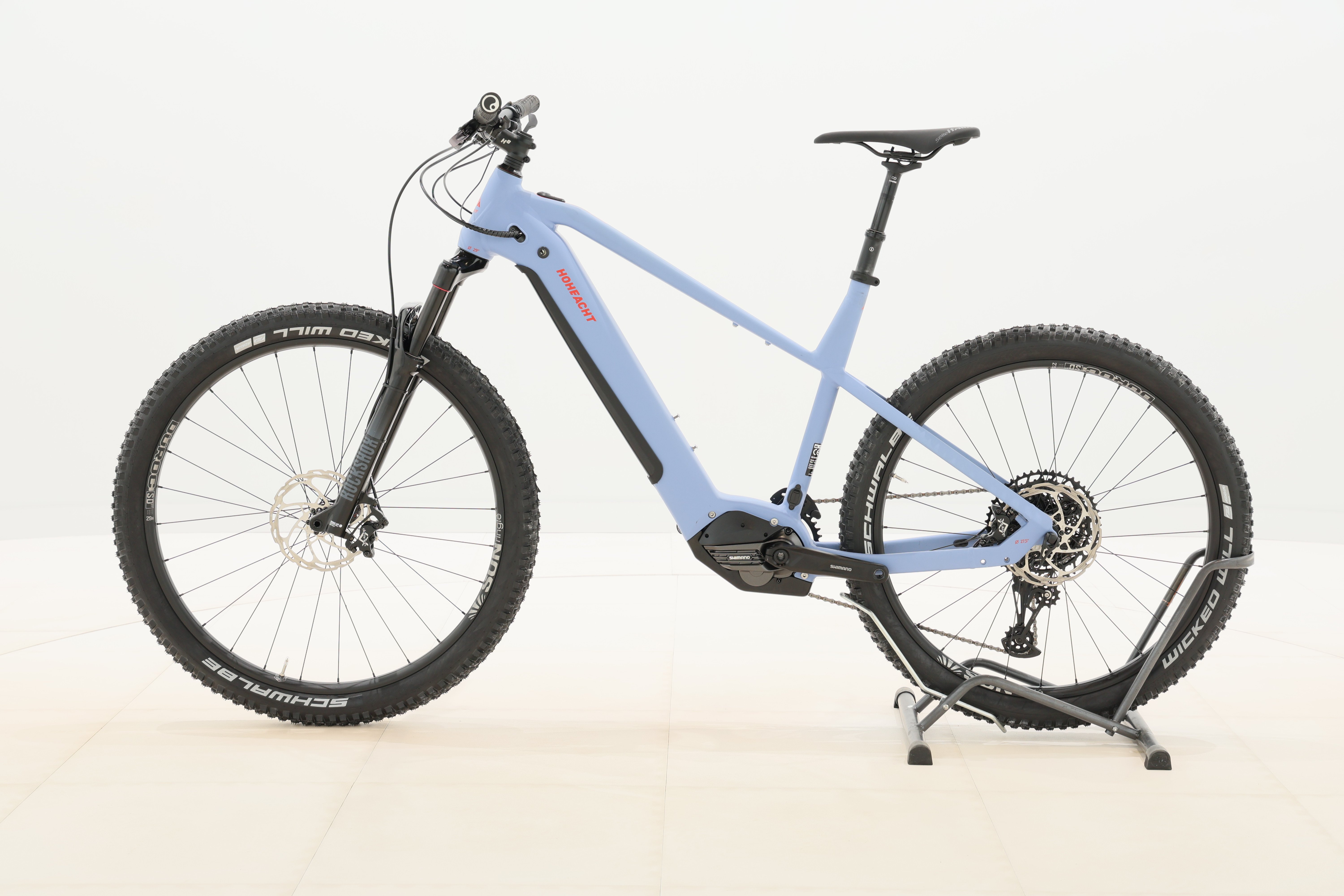 4f48e699-446c-41b0-baa2-f399cfc5f55d