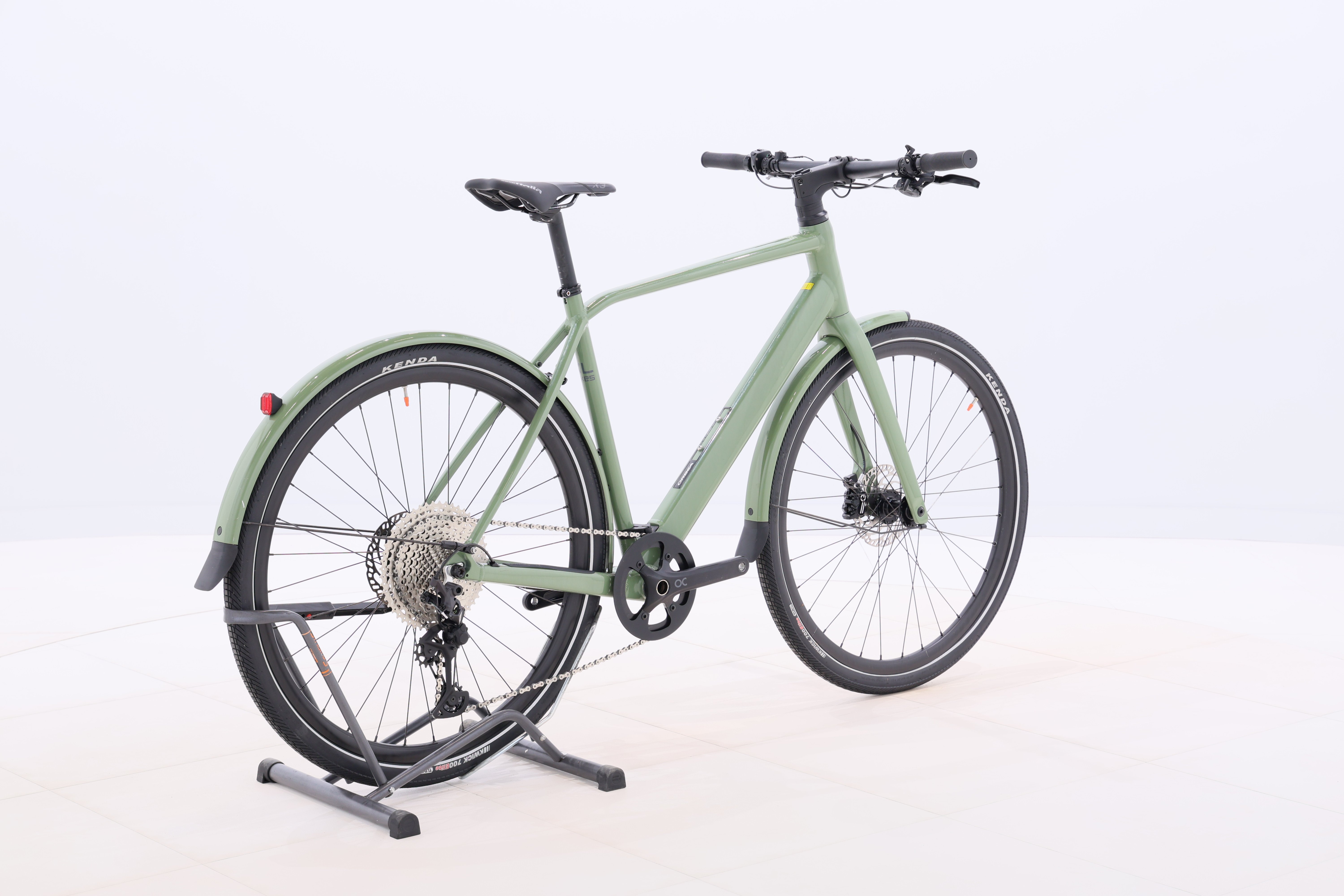 adcdc774-c3e6-4e69-b297-79a337144611