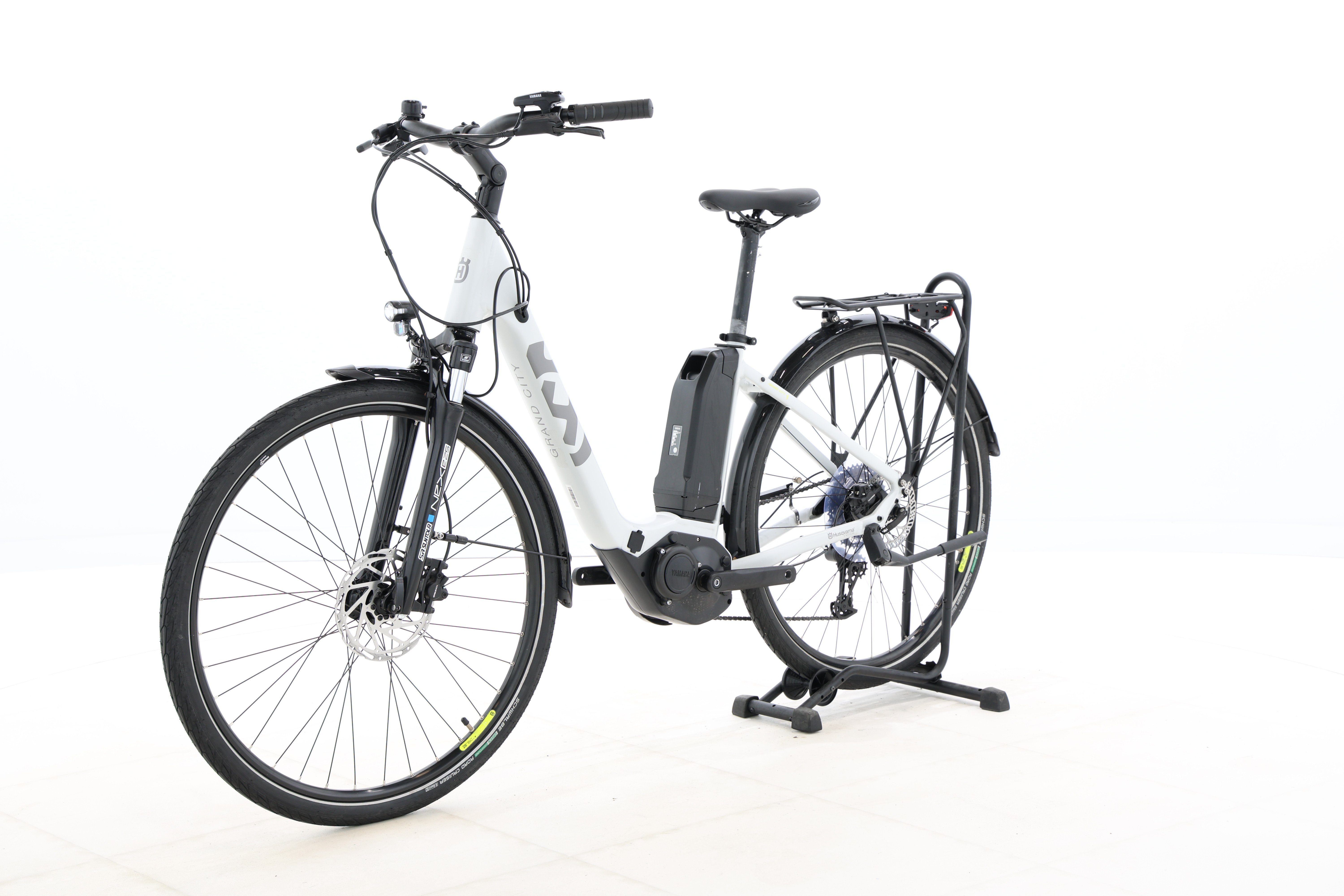 548cd459-303e-49e9-b100-480132f5b48e