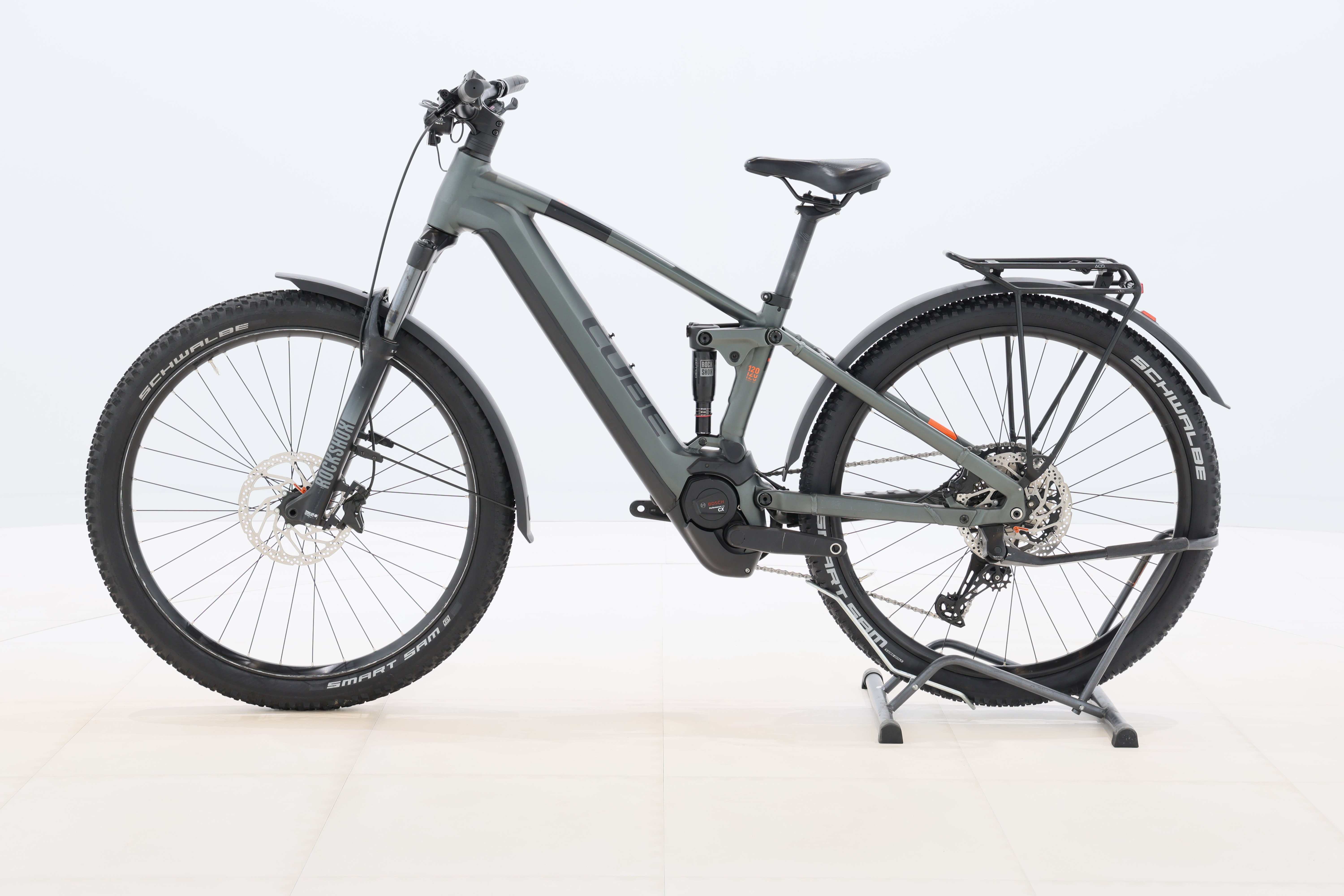 e8a9b0f9-22b8-4f9f-b2eb-4cd12482c344