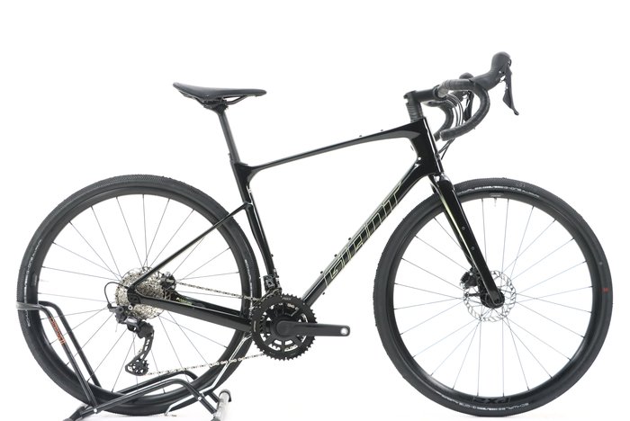 Giant REVOLT ADVANCED 2 2024