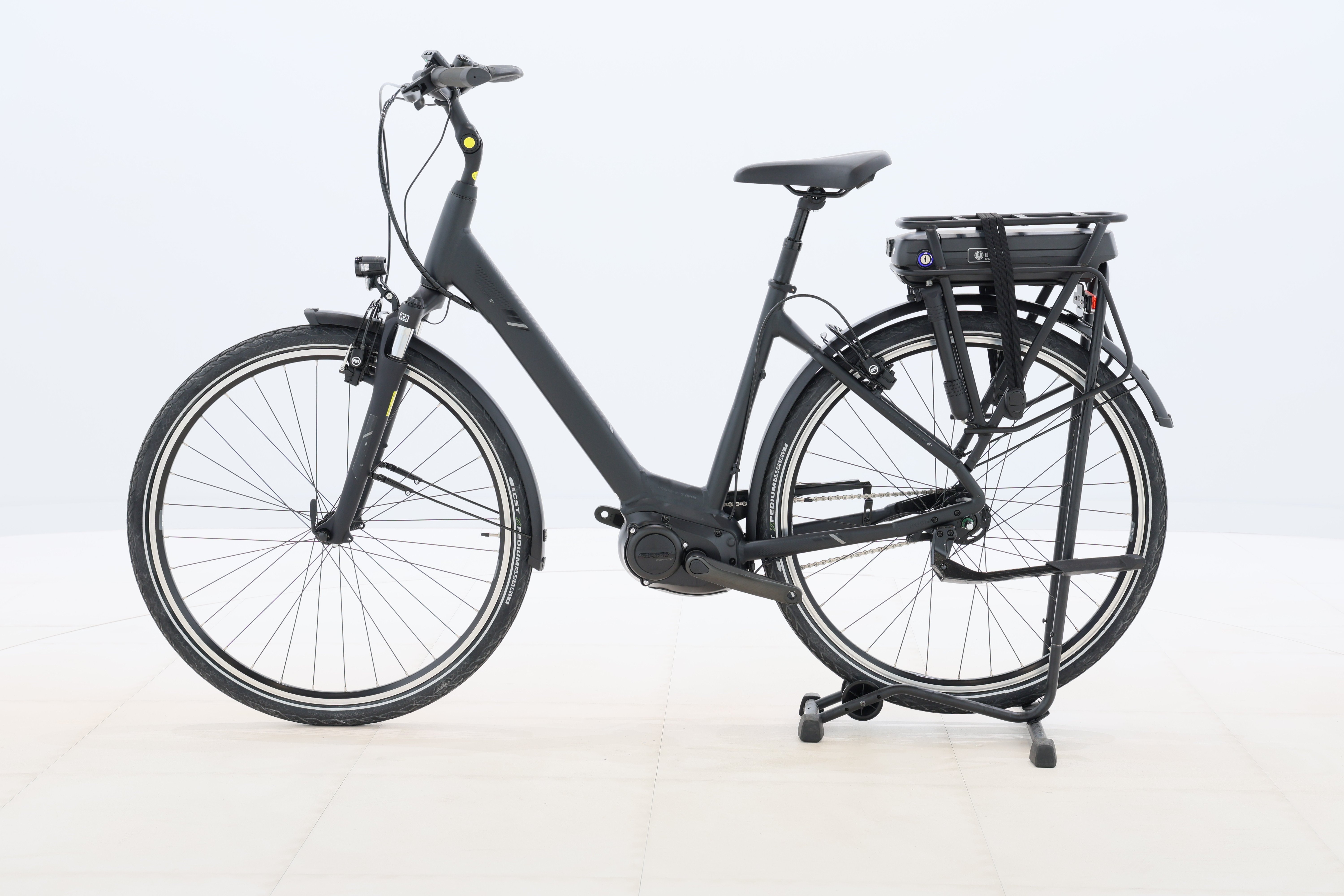 8dfdb5e8-b72f-49d4-b94b-18b04ba0c3b3