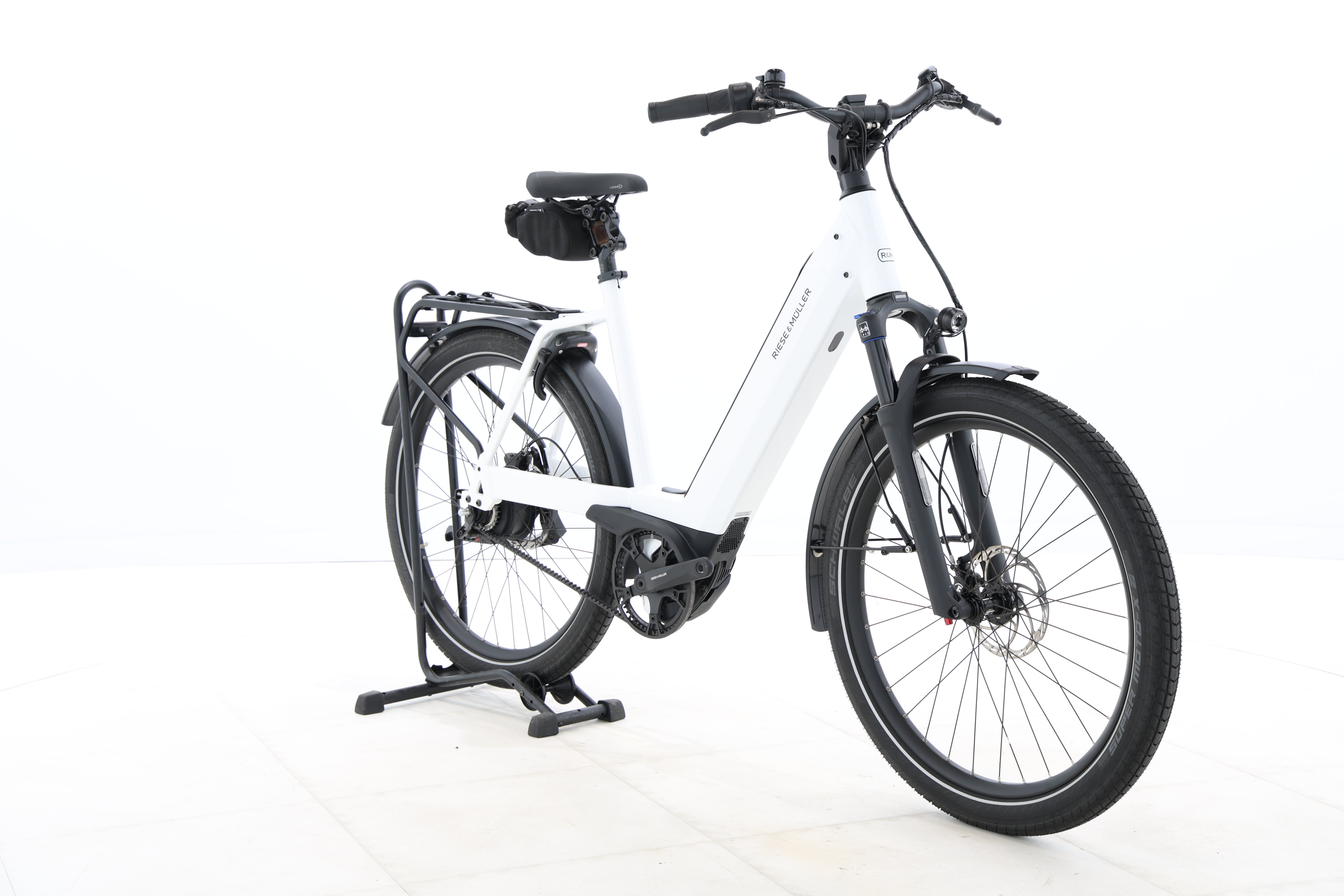 8a7c78ea-3b52-4321-84a5-d46e547f17cb