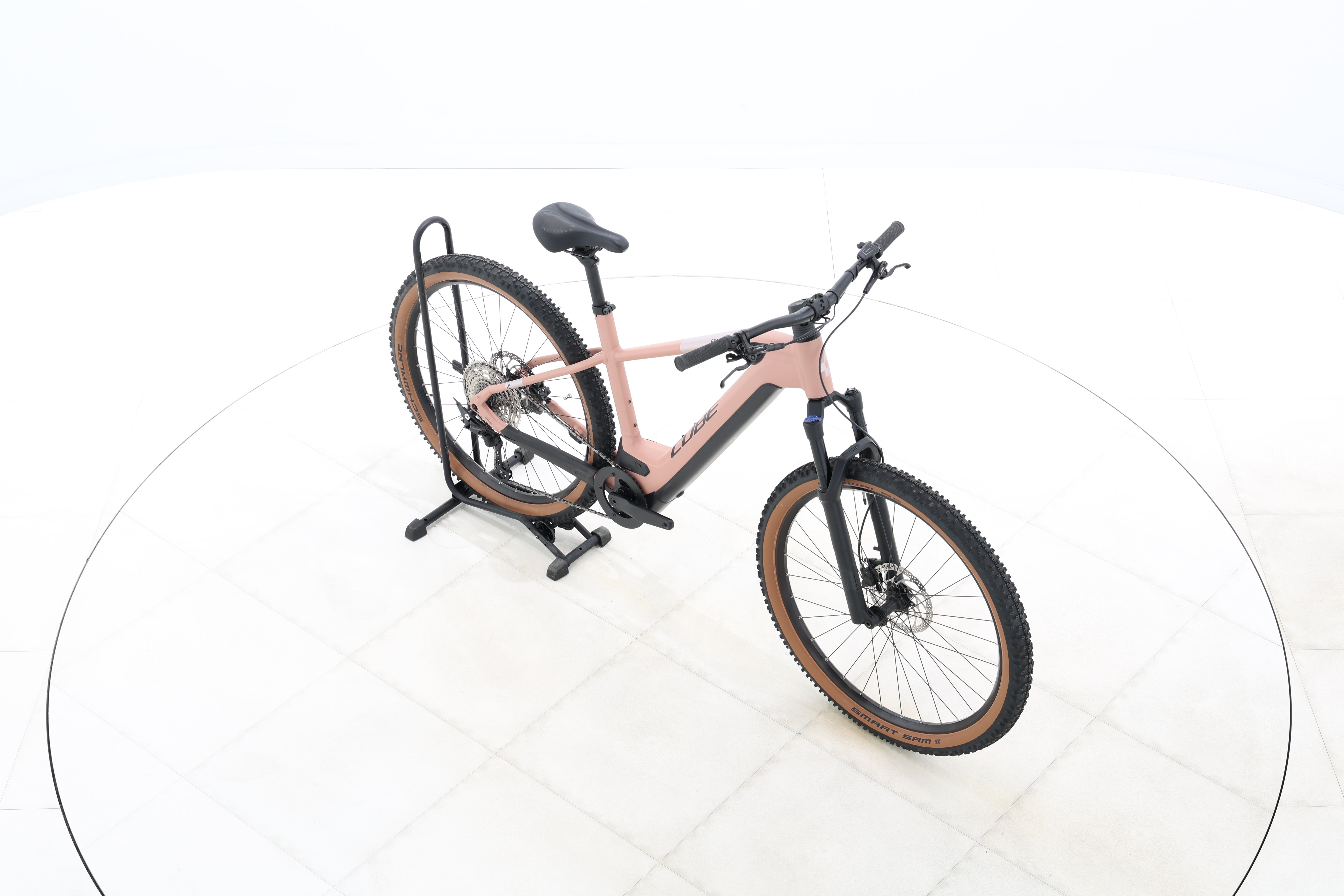 5000f2f4-6b4b-4fd3-9dfa-ff69199f3832