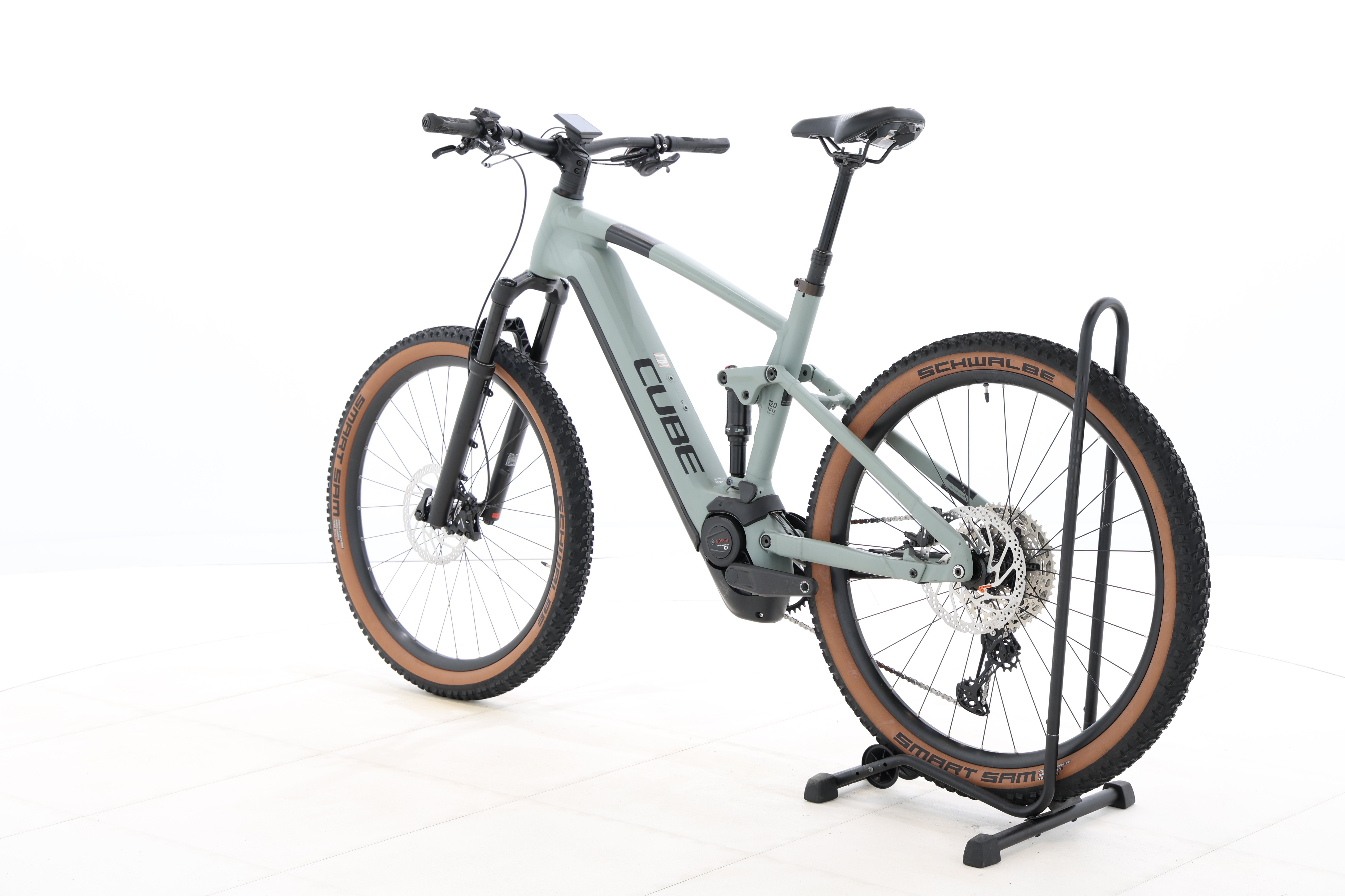 094e1546-f06c-442d-9c77-b5d094dccd91