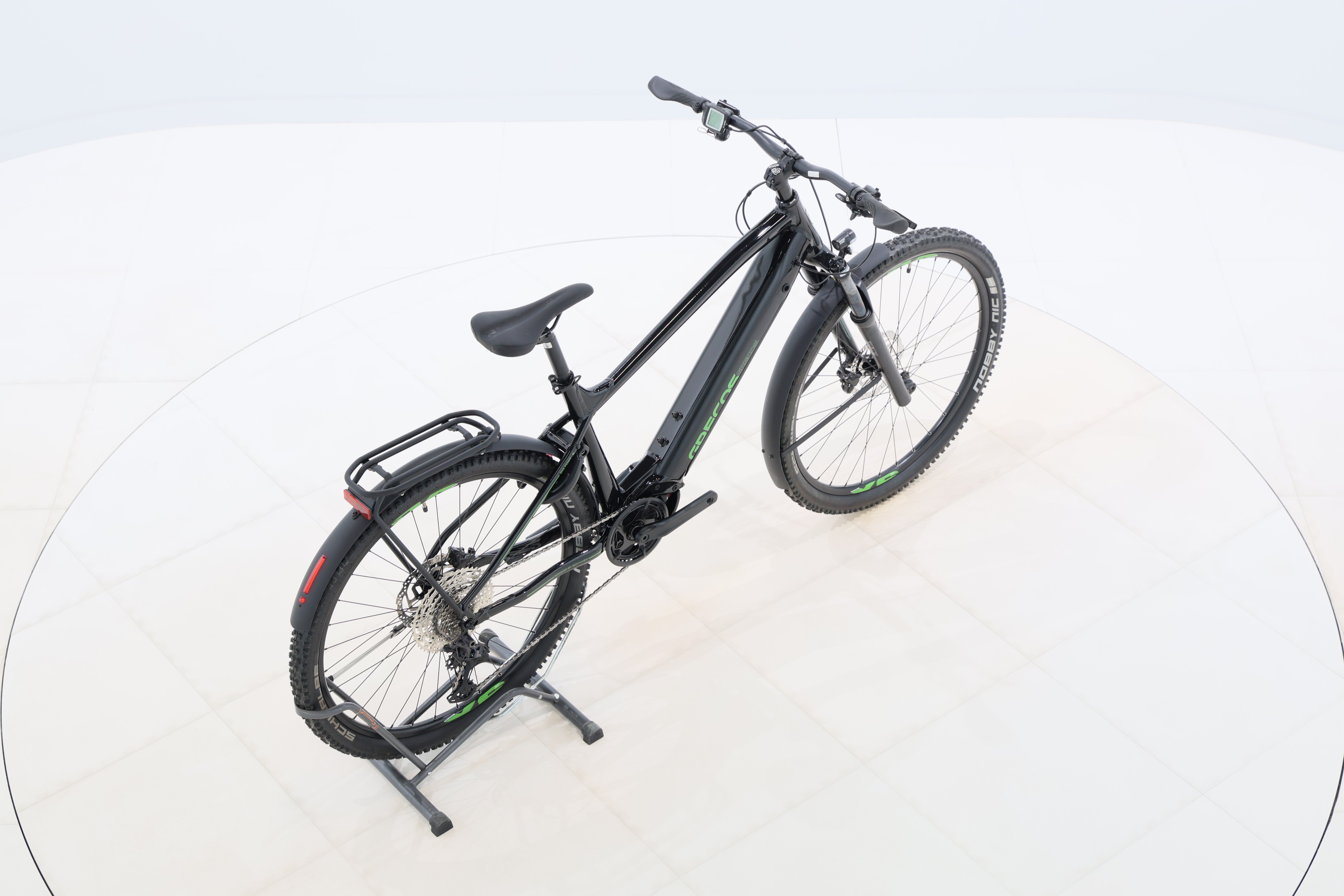 6f5cd92a-a56b-44f6-abae-055952a11d2b