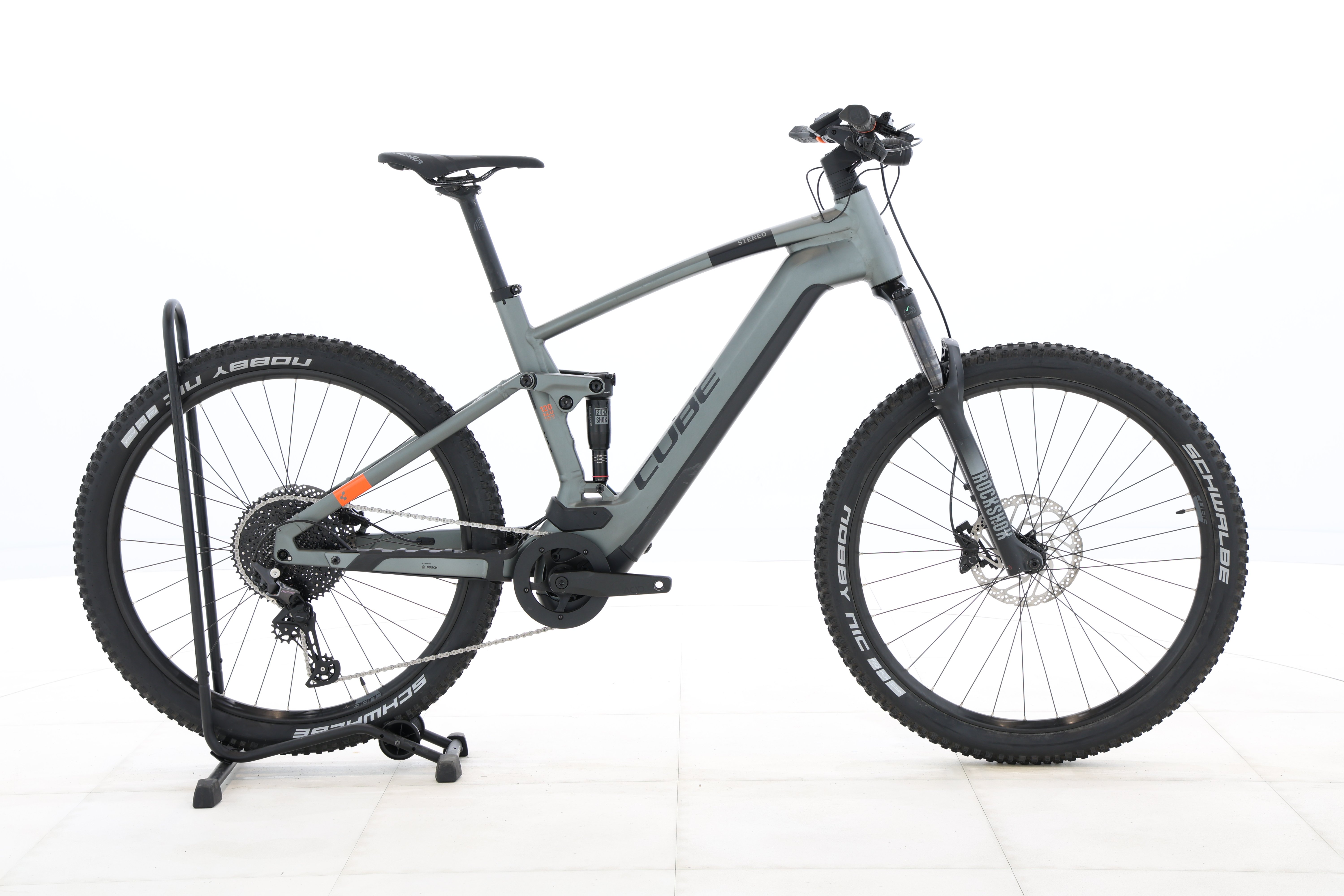 84ffb4d6-d686-4589-961d-16e39c7d026e