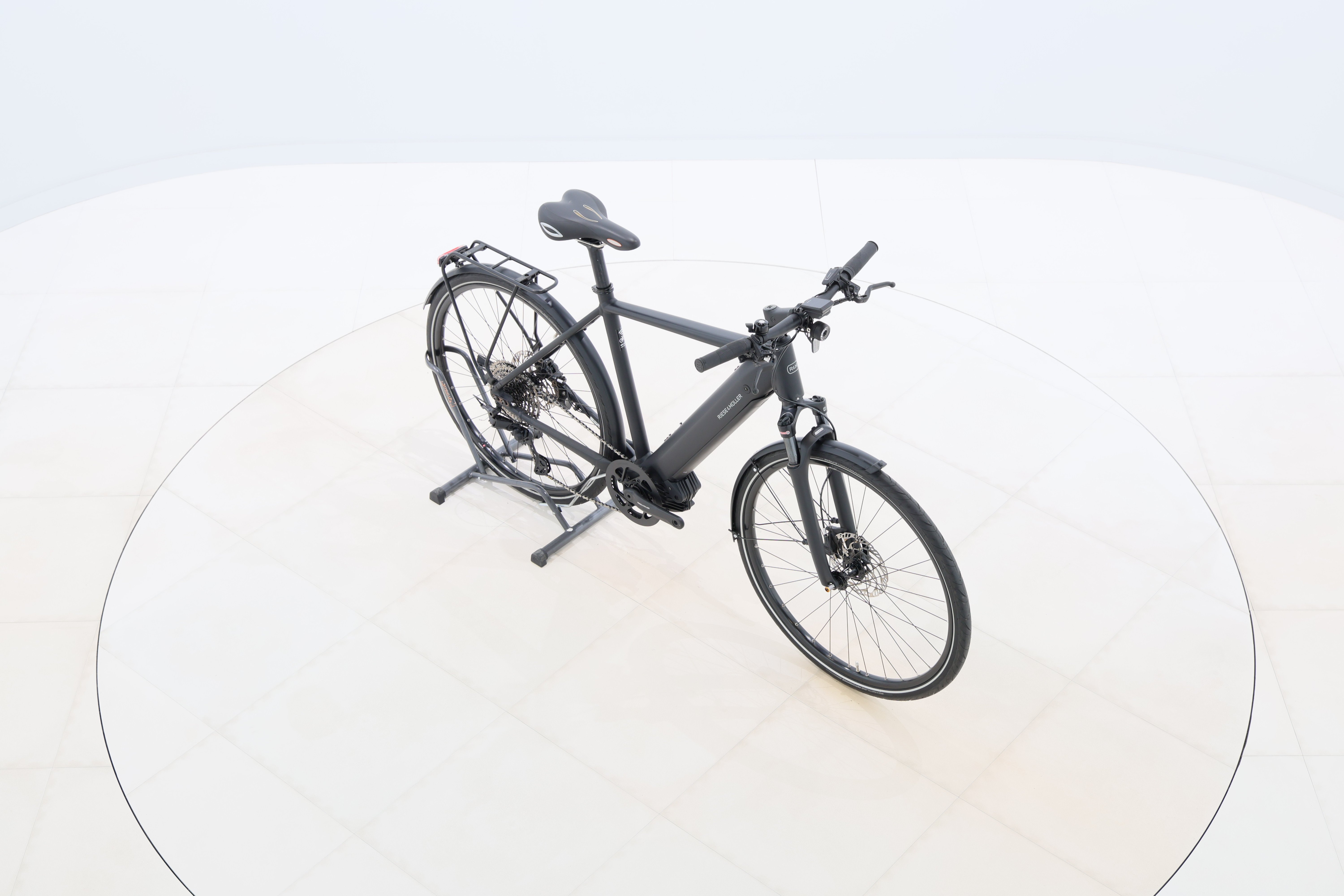 ab51e547-a6e3-4c3d-9e02-de204f636645