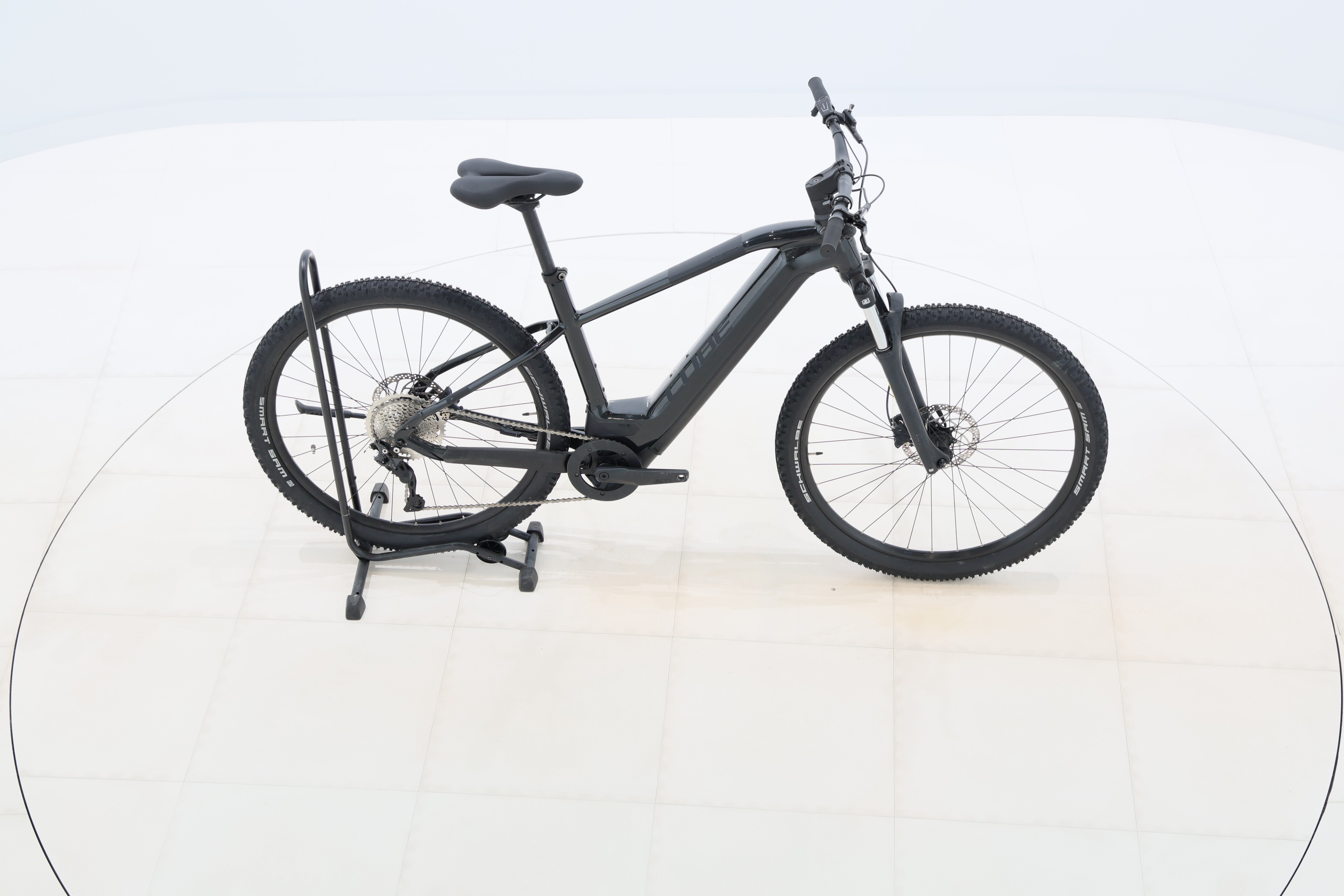 e84fe324-978a-48bd-bdd5-69fdcfc83302