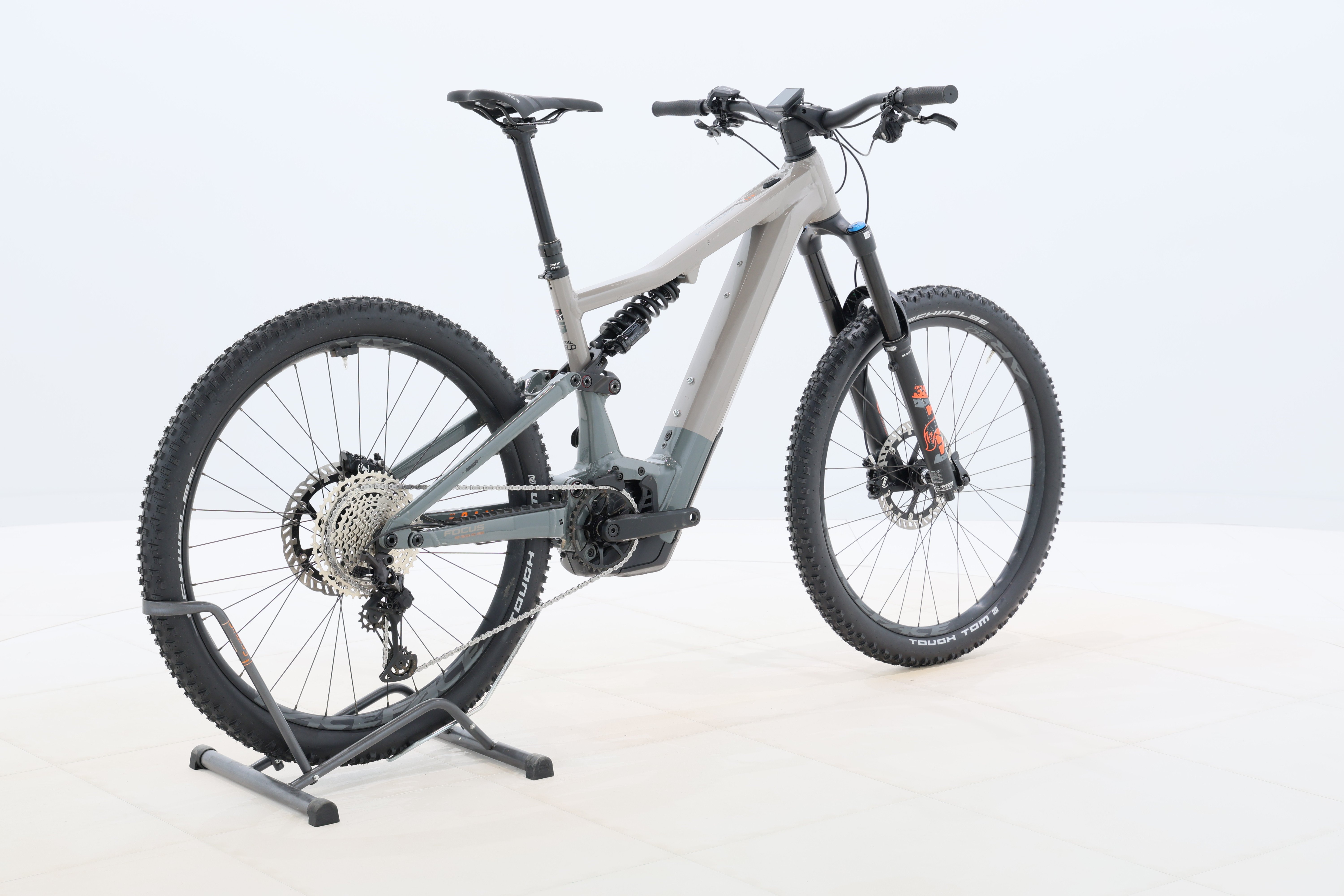 6ad381ba-327a-43e2-8cc4-3a6580e4bd01