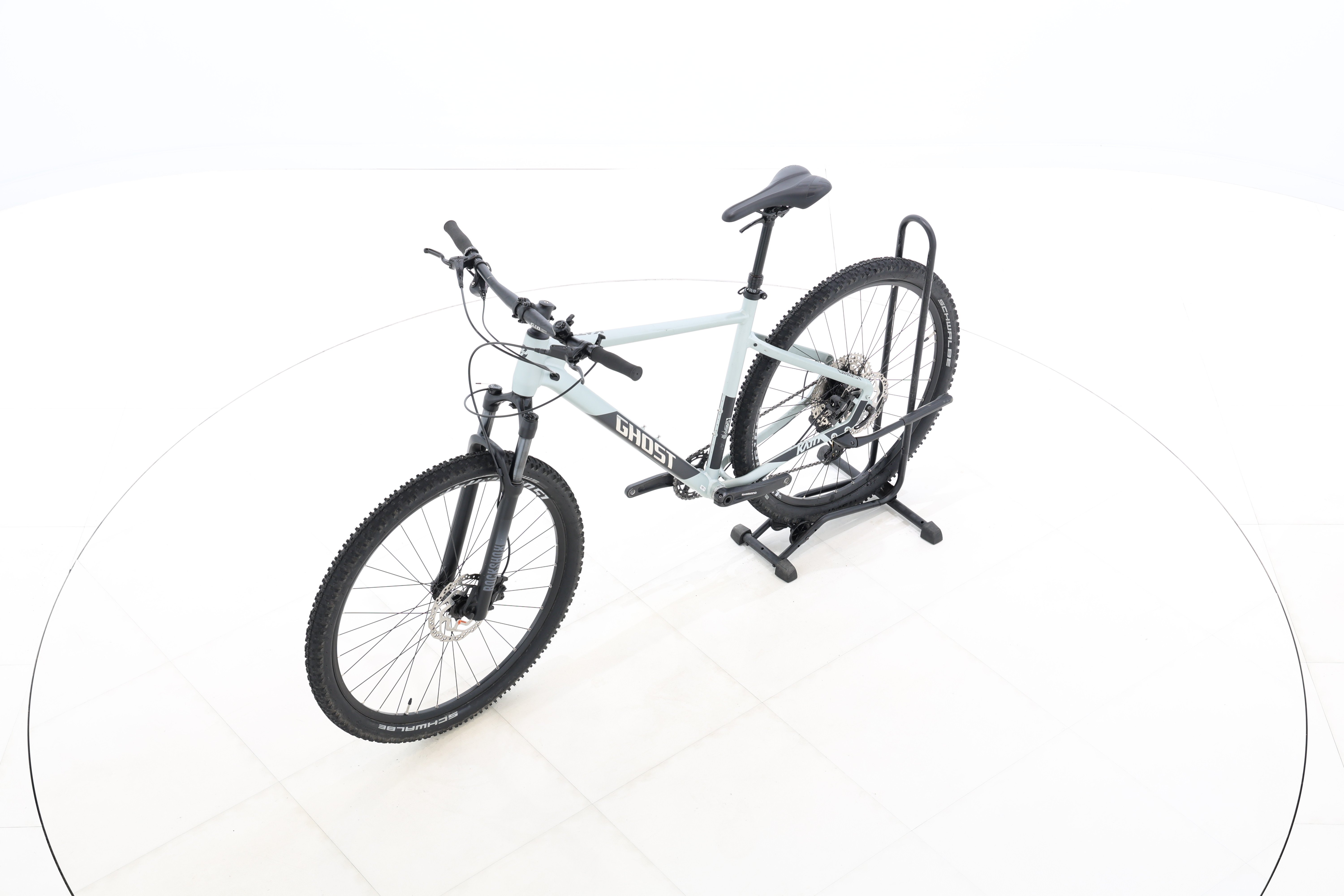 6c16645e-db59-4c47-8f9a-f1dd9d21655b