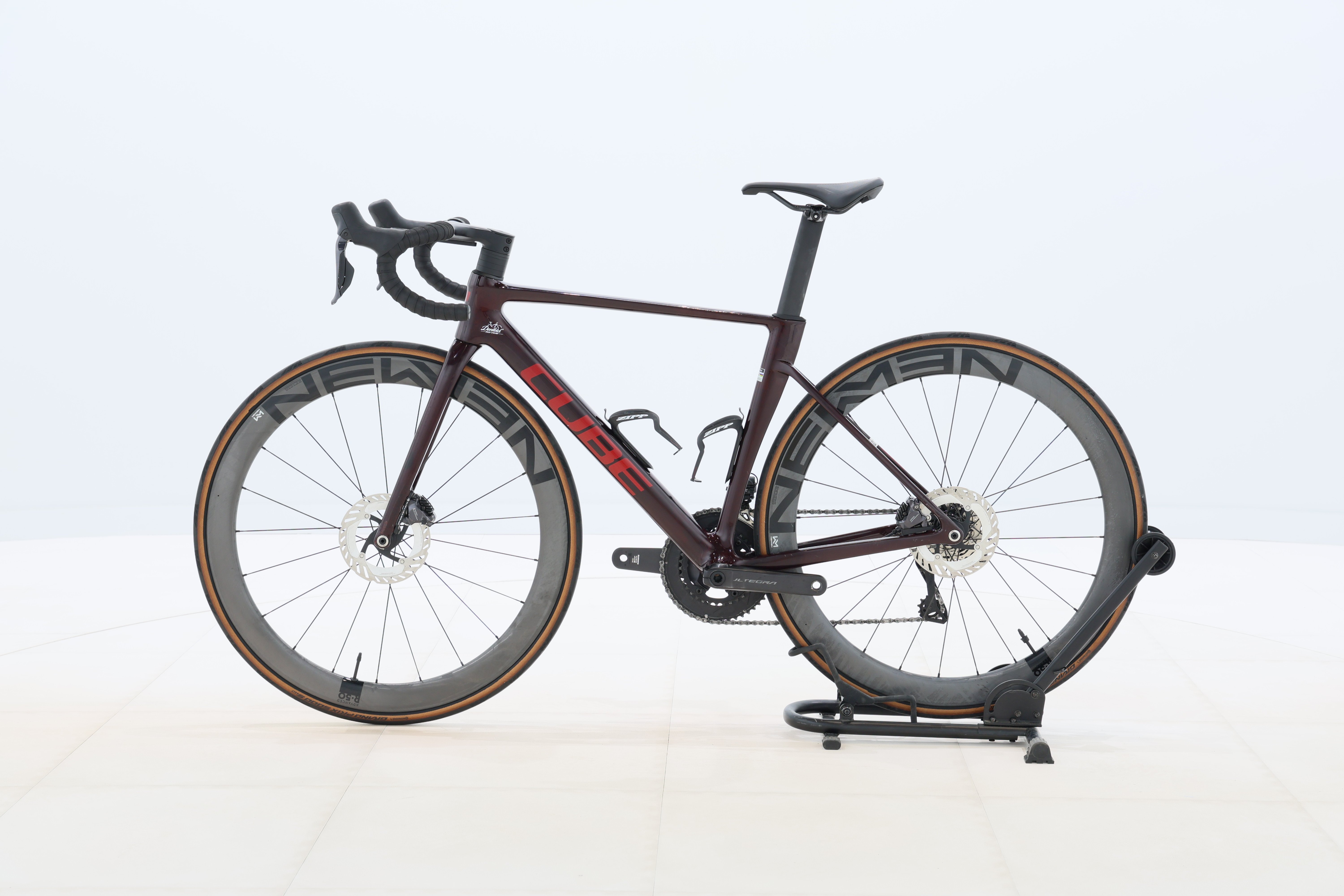 f52776e6-9d1a-4a8b-a93e-c421448f9a44